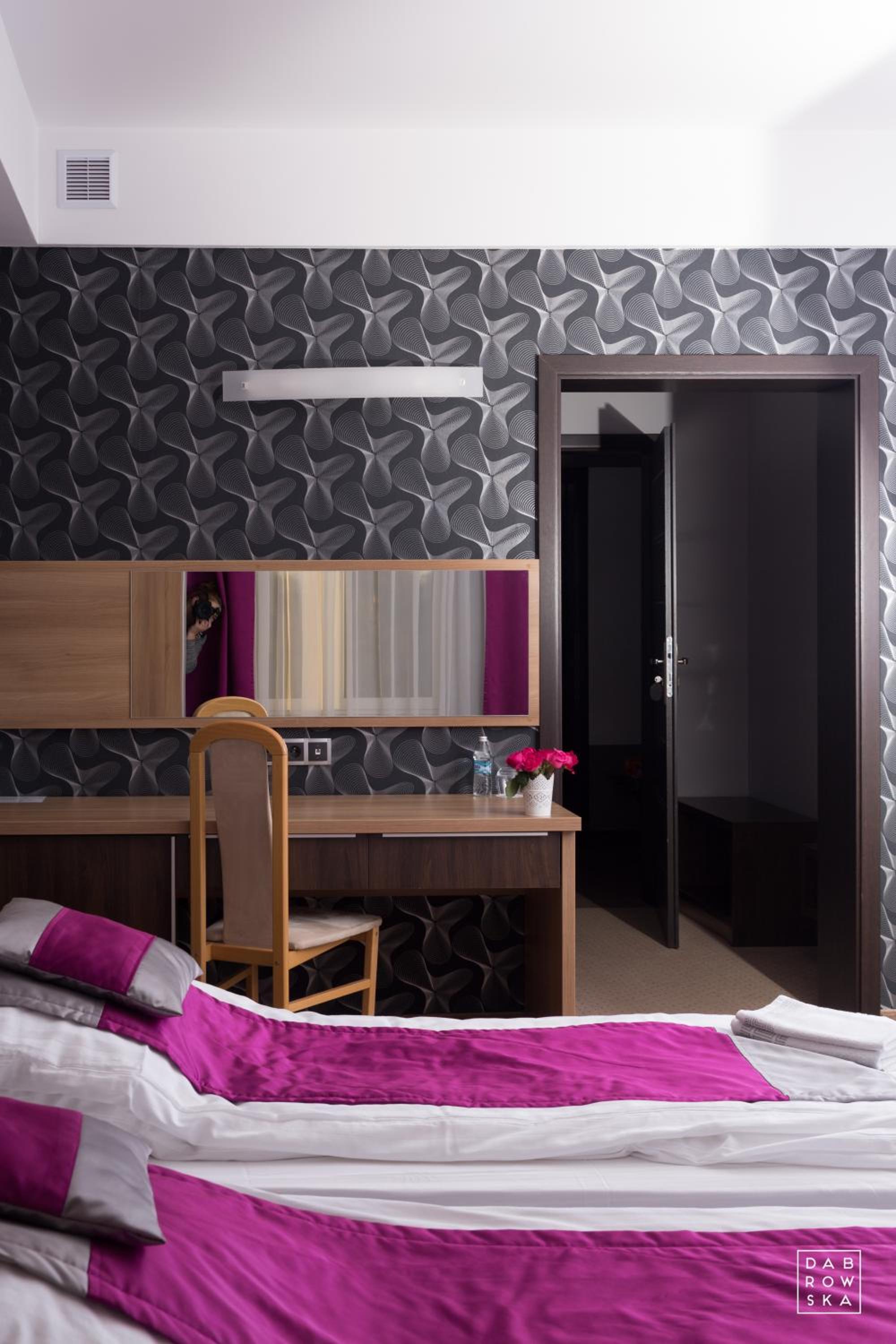 Double or Twin Room photo 3