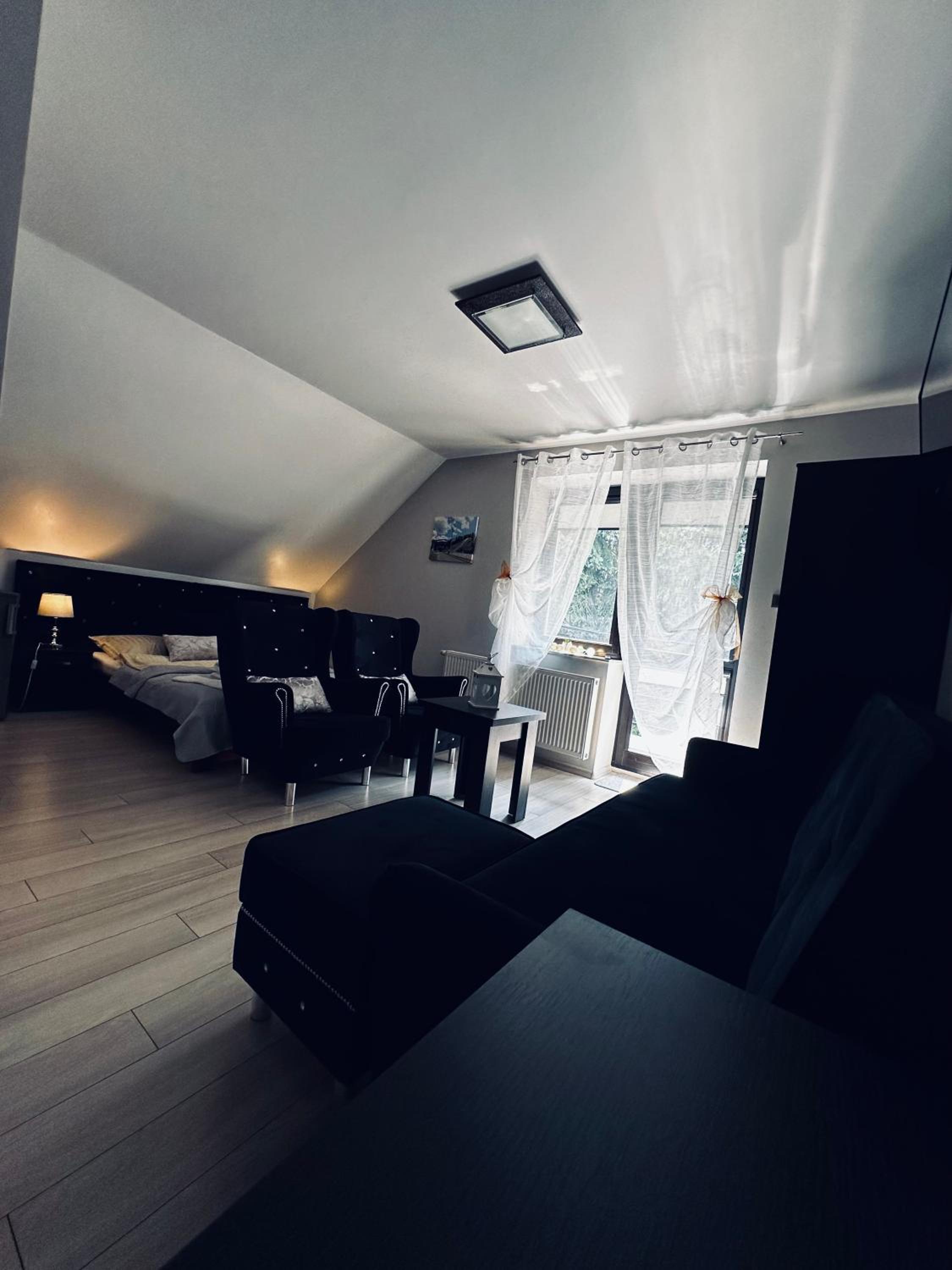 Deluxe Double or Twin Room with Balcony photo 2