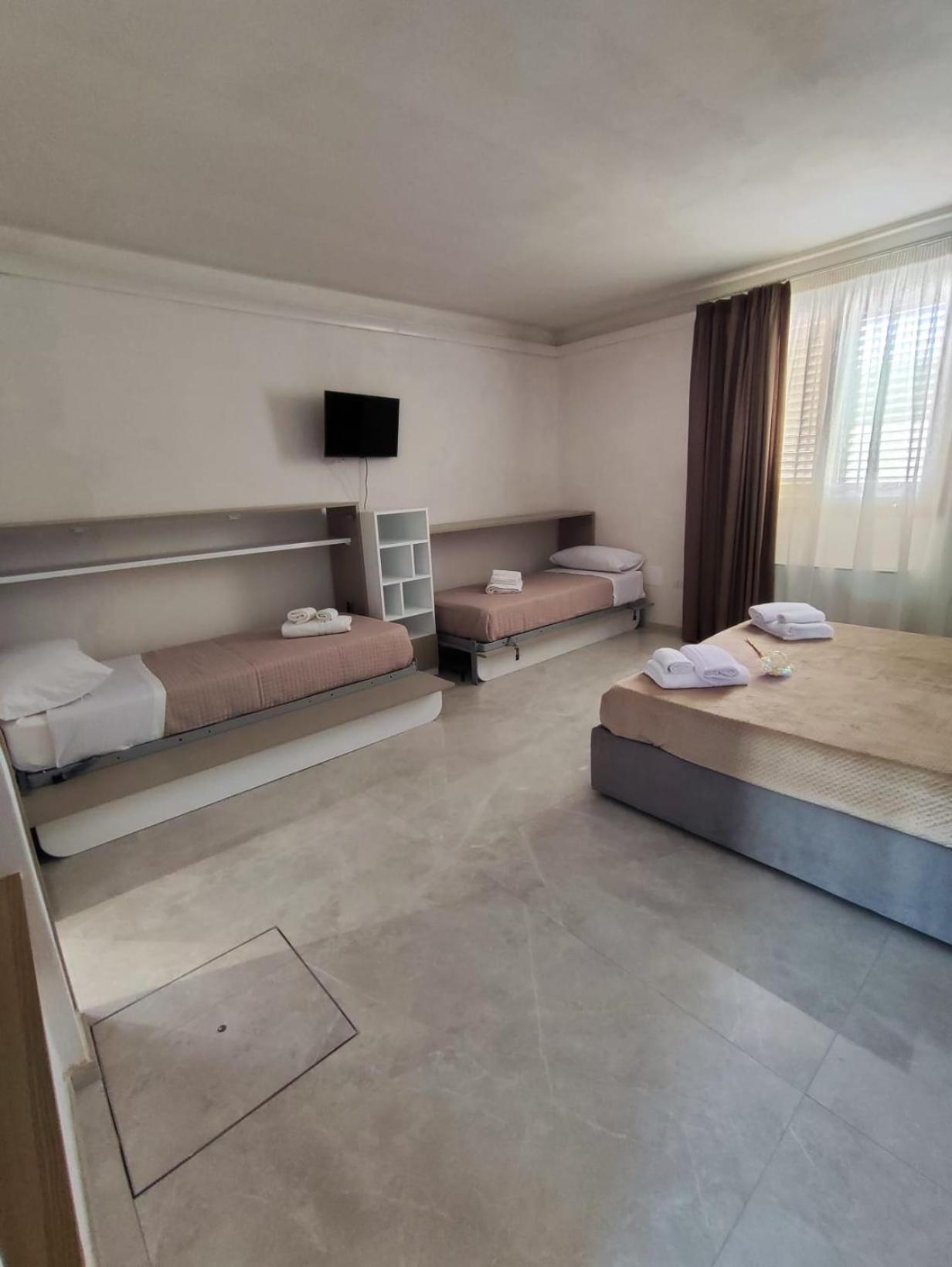 Classic Quadruple Room photo 3