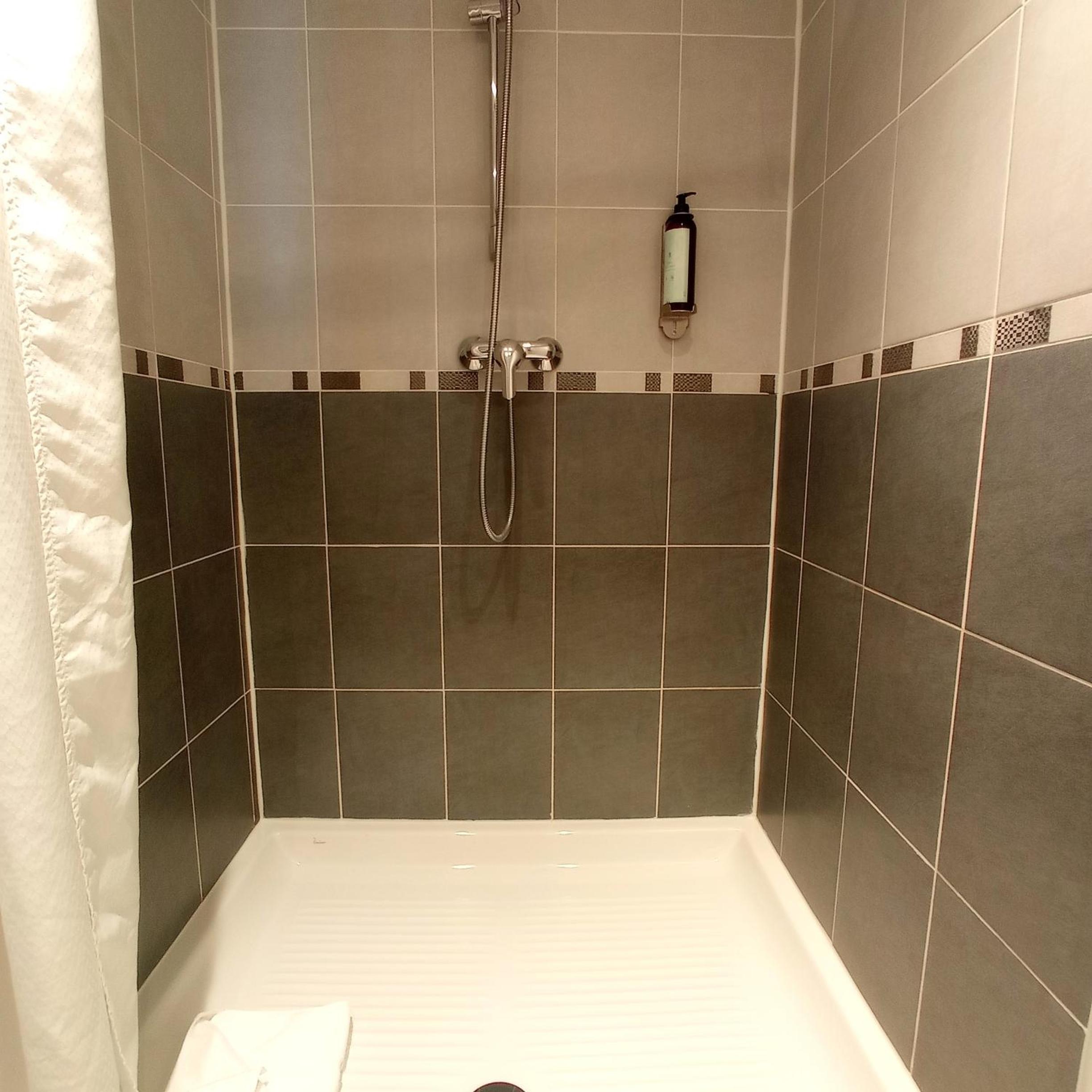 Triple Room - Photo 2
