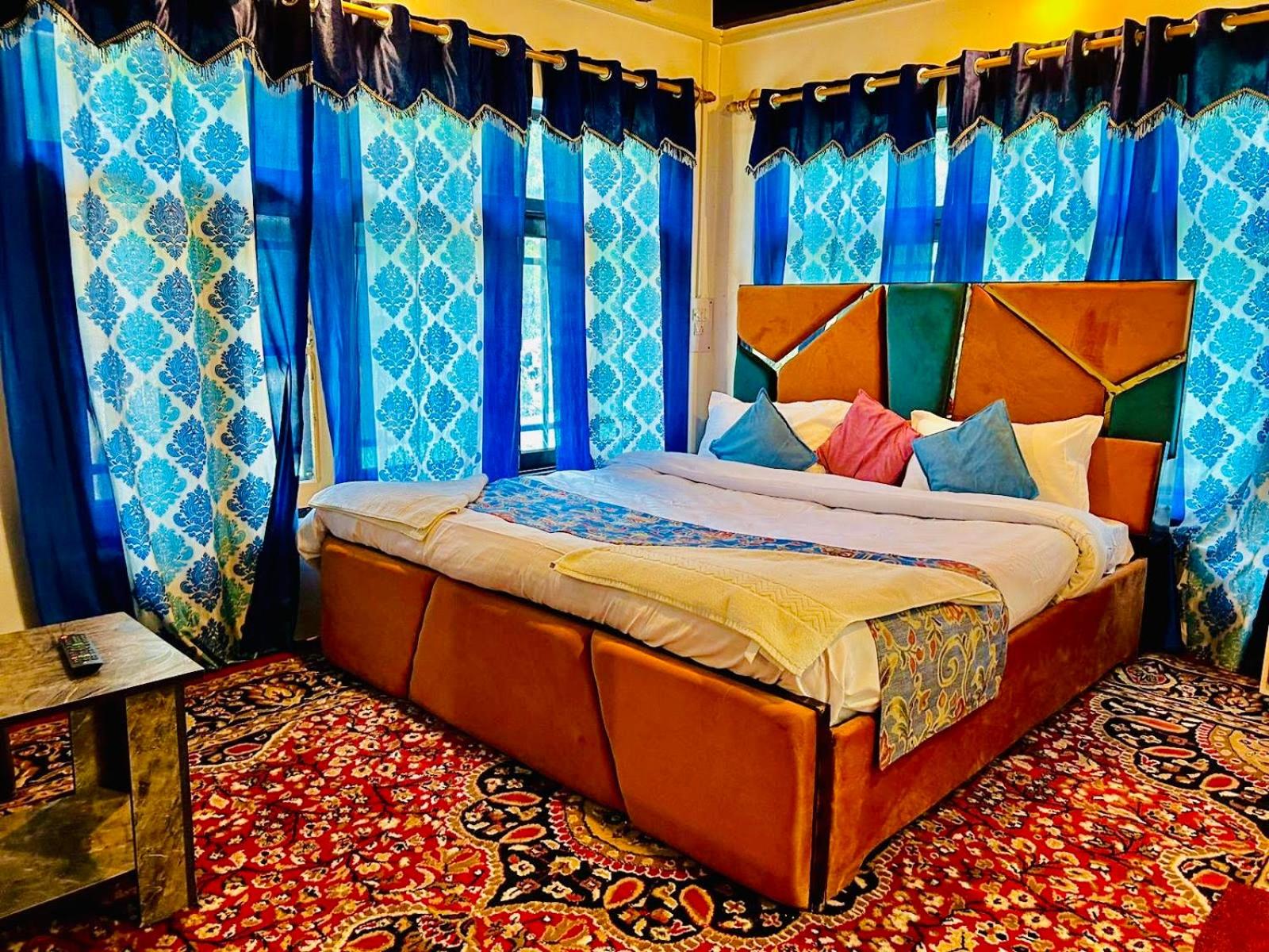 Deluxe Double Room photo 3