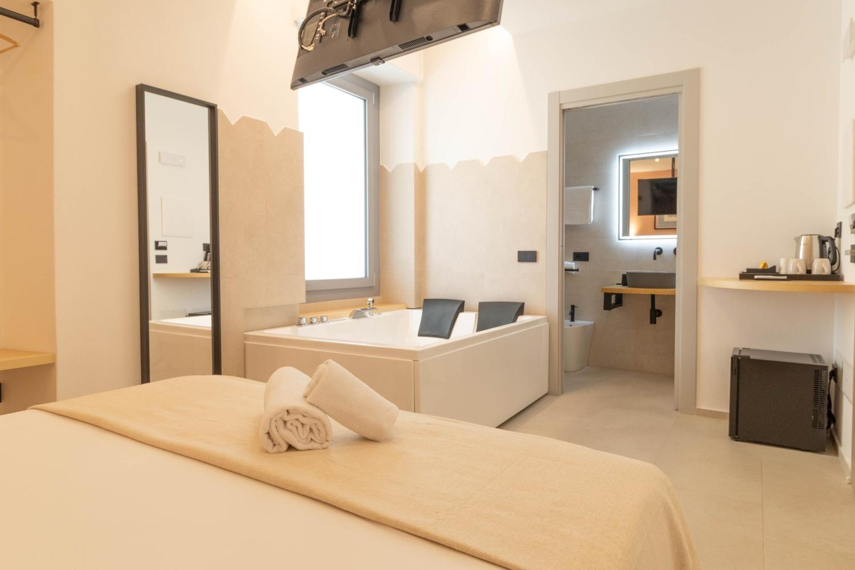 King Room with Spa Bath photo 1