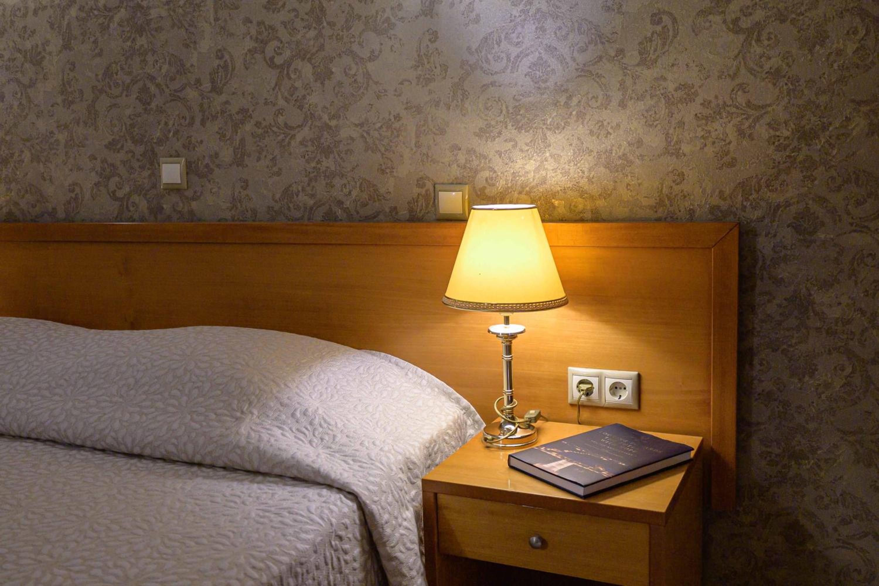 Standard Double or Twin Room - Photo 4
