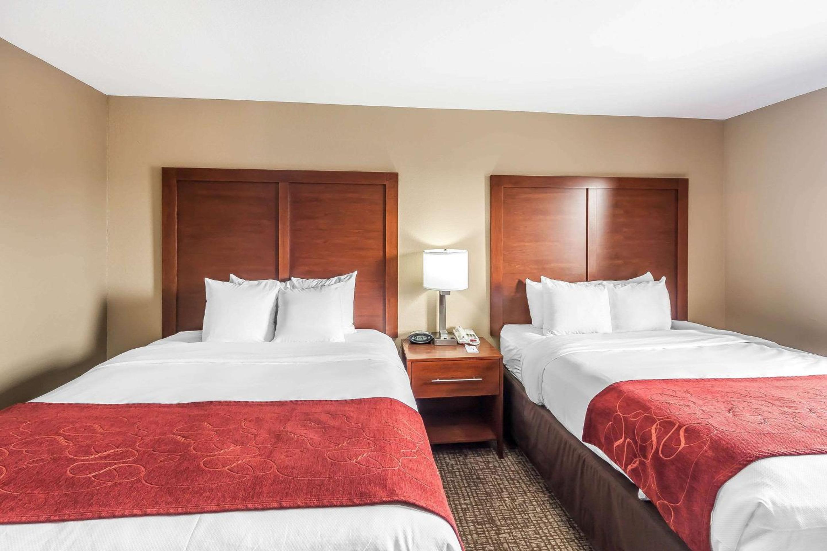Queen Suite with Two Queen Beds