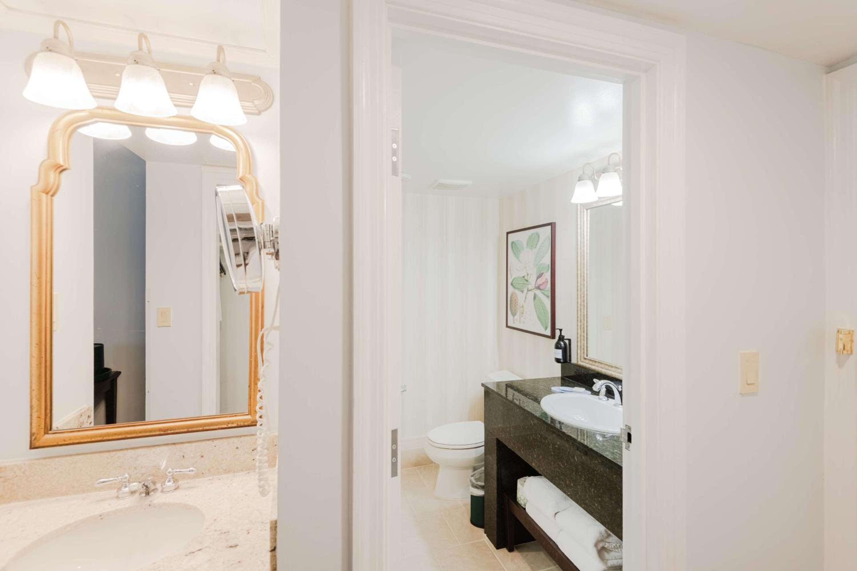 Queen Room with Two Queen Beds - Hearing Access - Photo 2