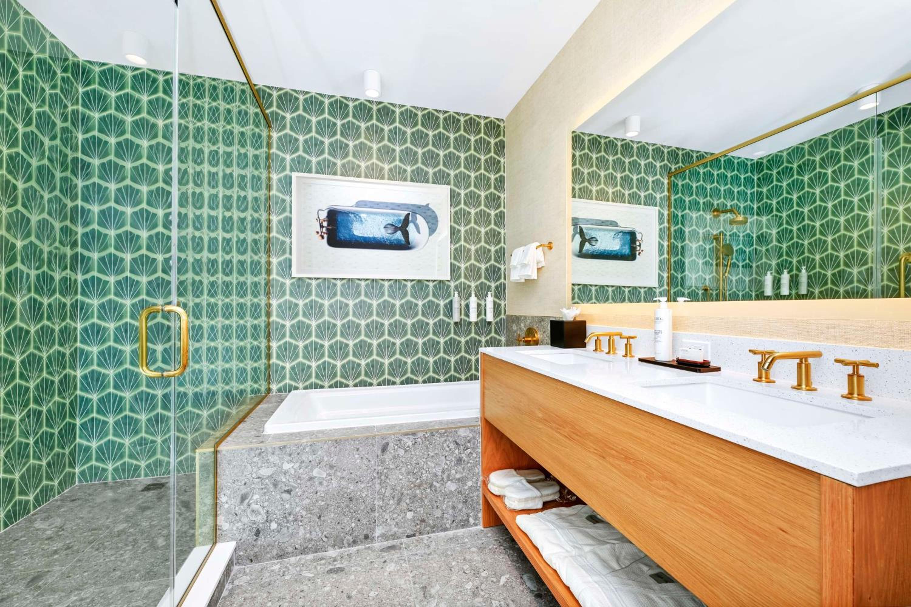 King Room with Roll-In Shower - Disability Access thumbnail 6