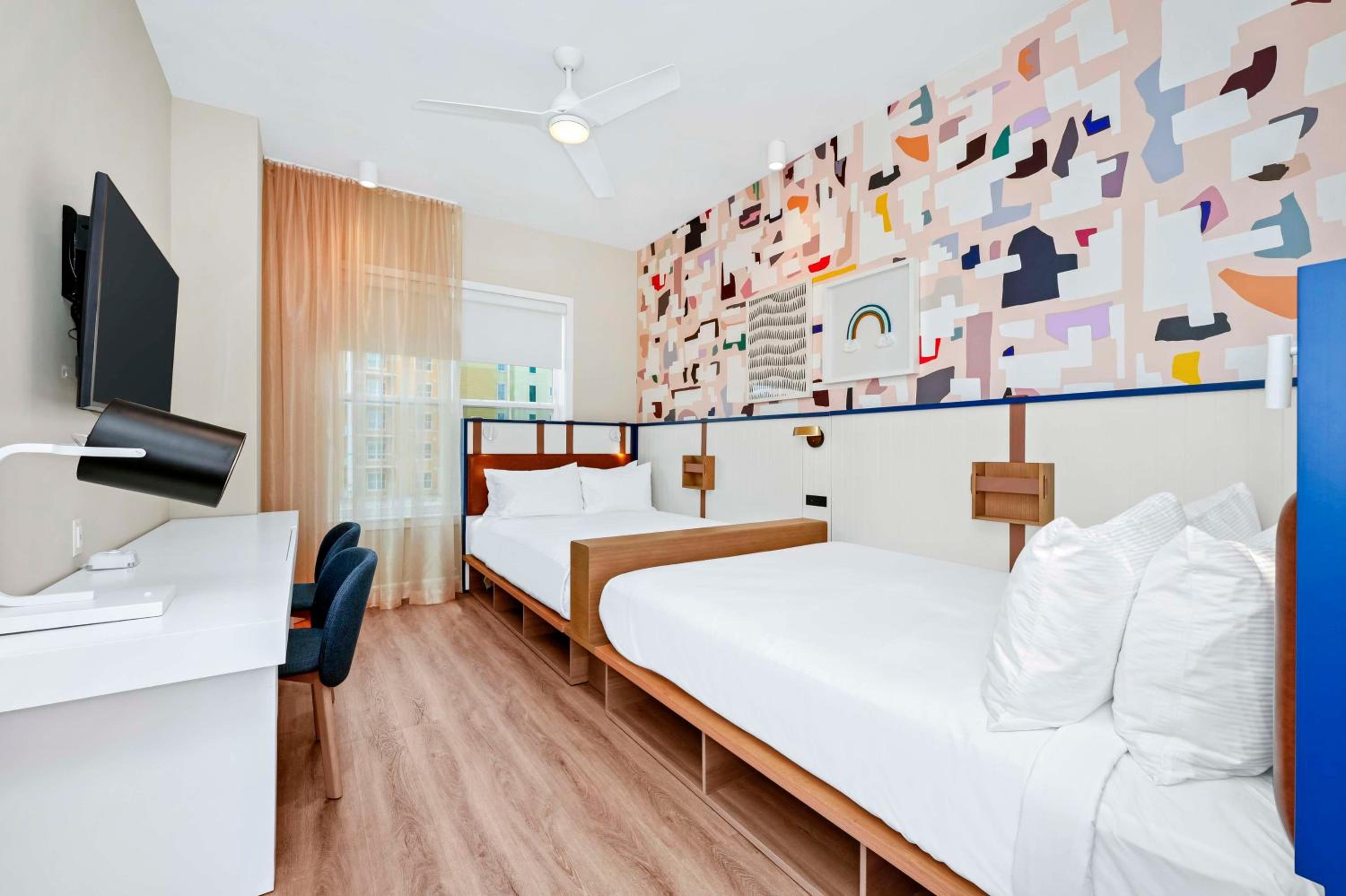 Three-Bedroom King Suite With Two Double Beds thumbnail 5