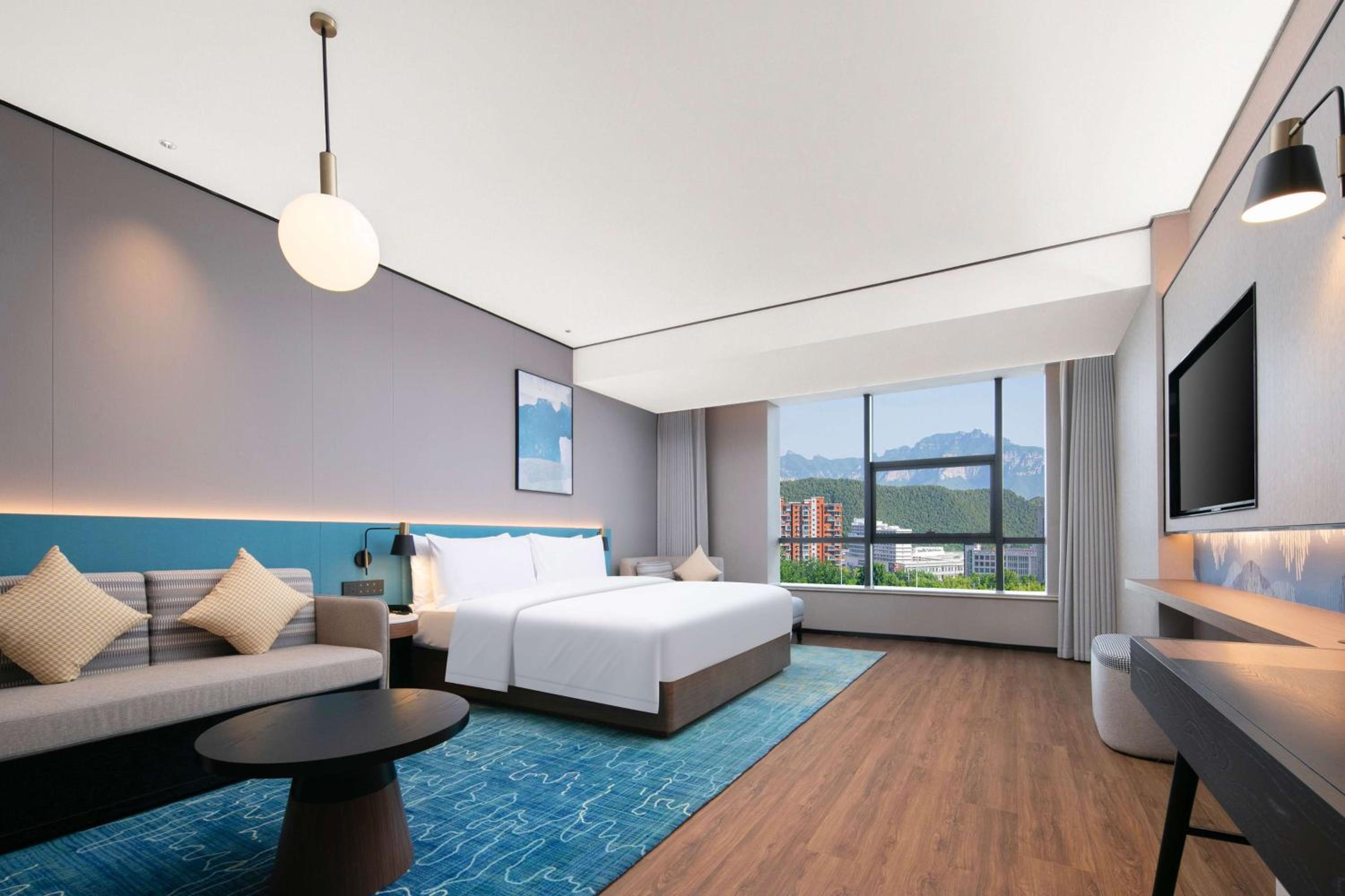 King Guest Room photo 3