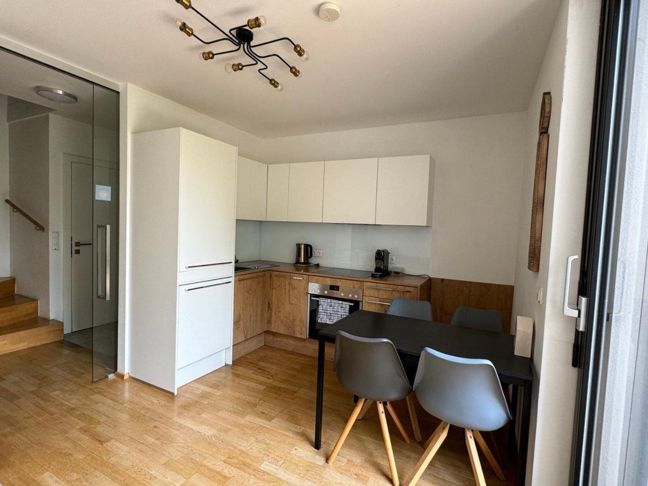 One-Bedroom Apartment - Photo 20
