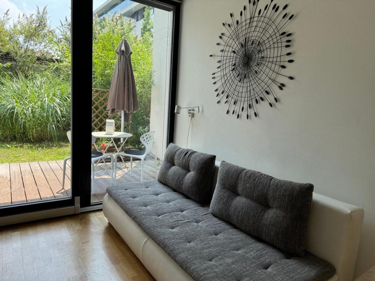 One-Bedroom Apartment - Photo 21