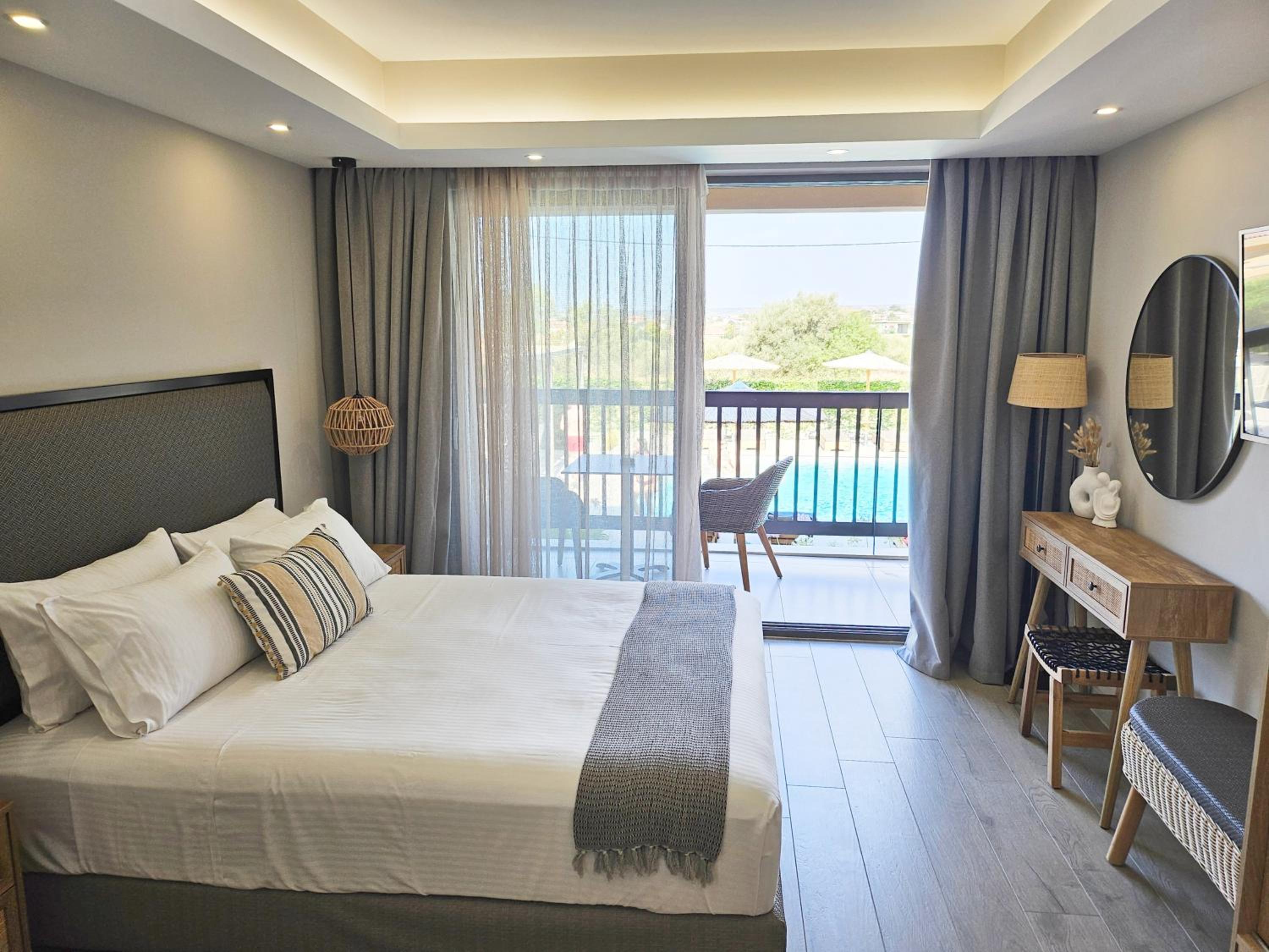 Deluxe Double Studio with Pool View