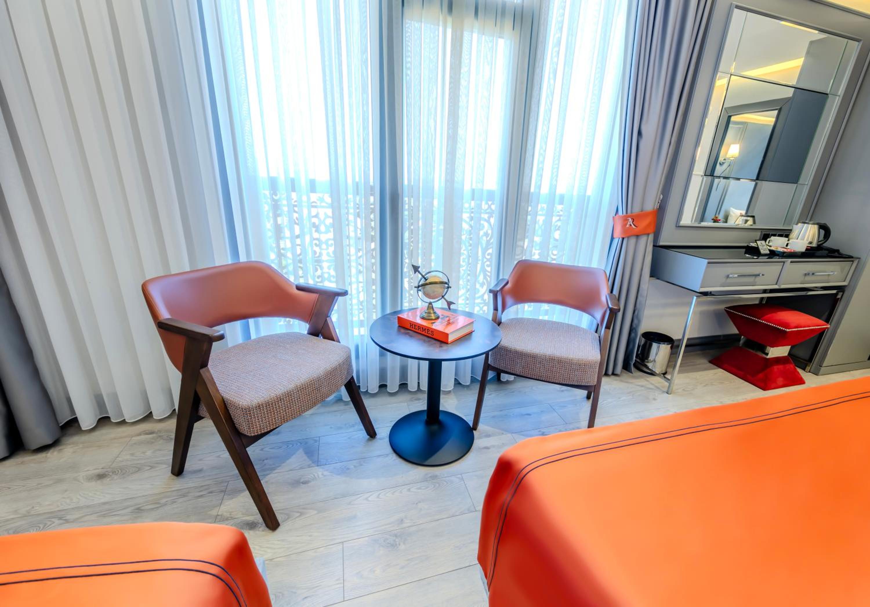 Deluxe Triple Room - Photo 18