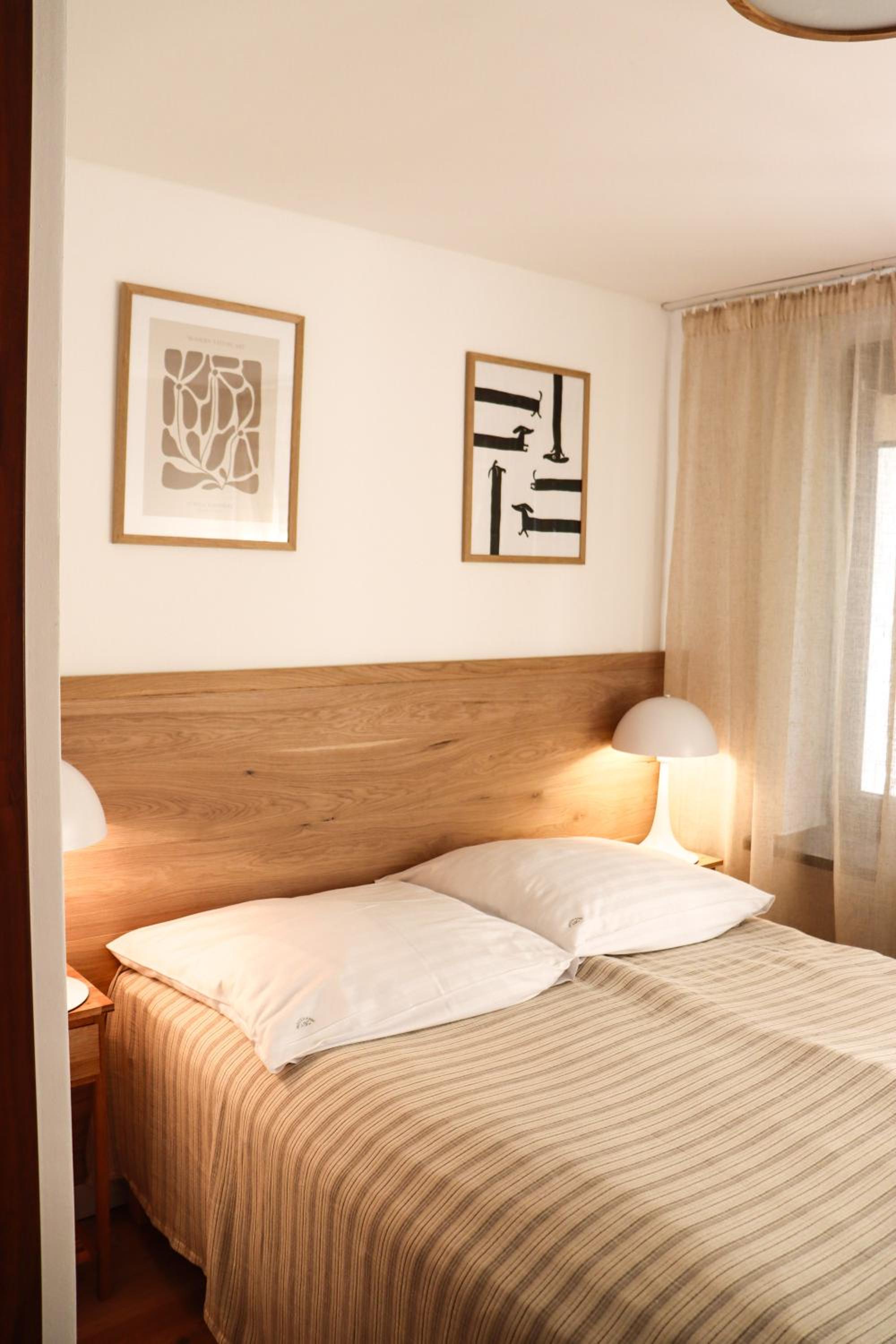 One-Bedroom Apartment with Balcony photo 1