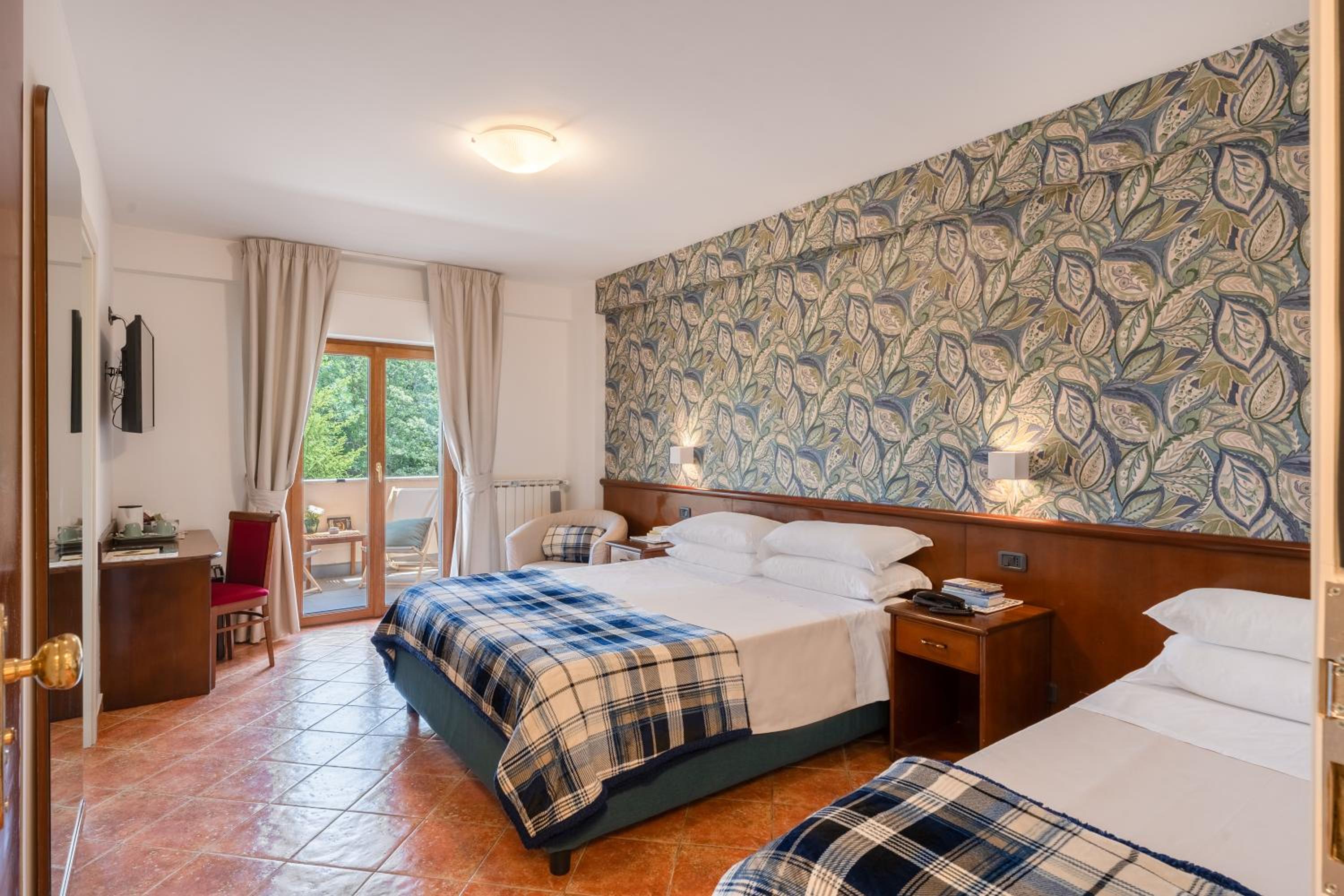 Triple Room with Balcony photo 1