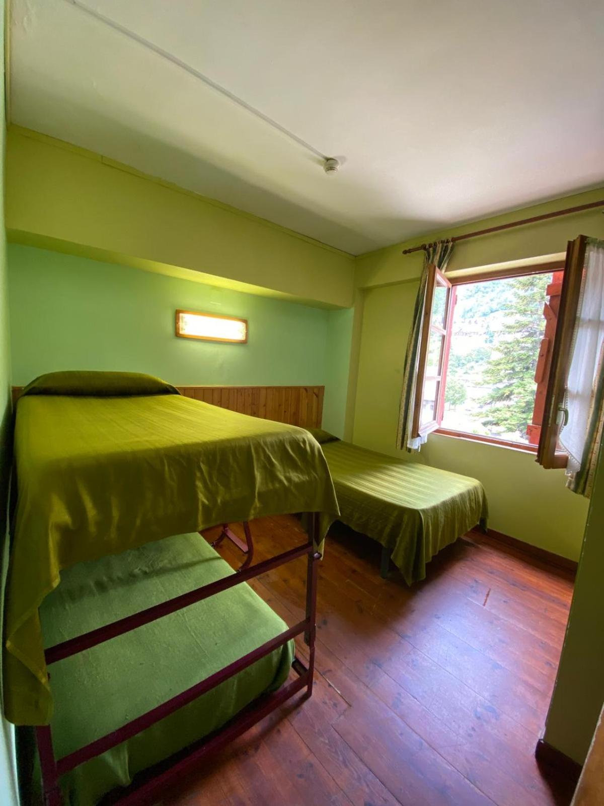 Economy Triple Room - Photo 1