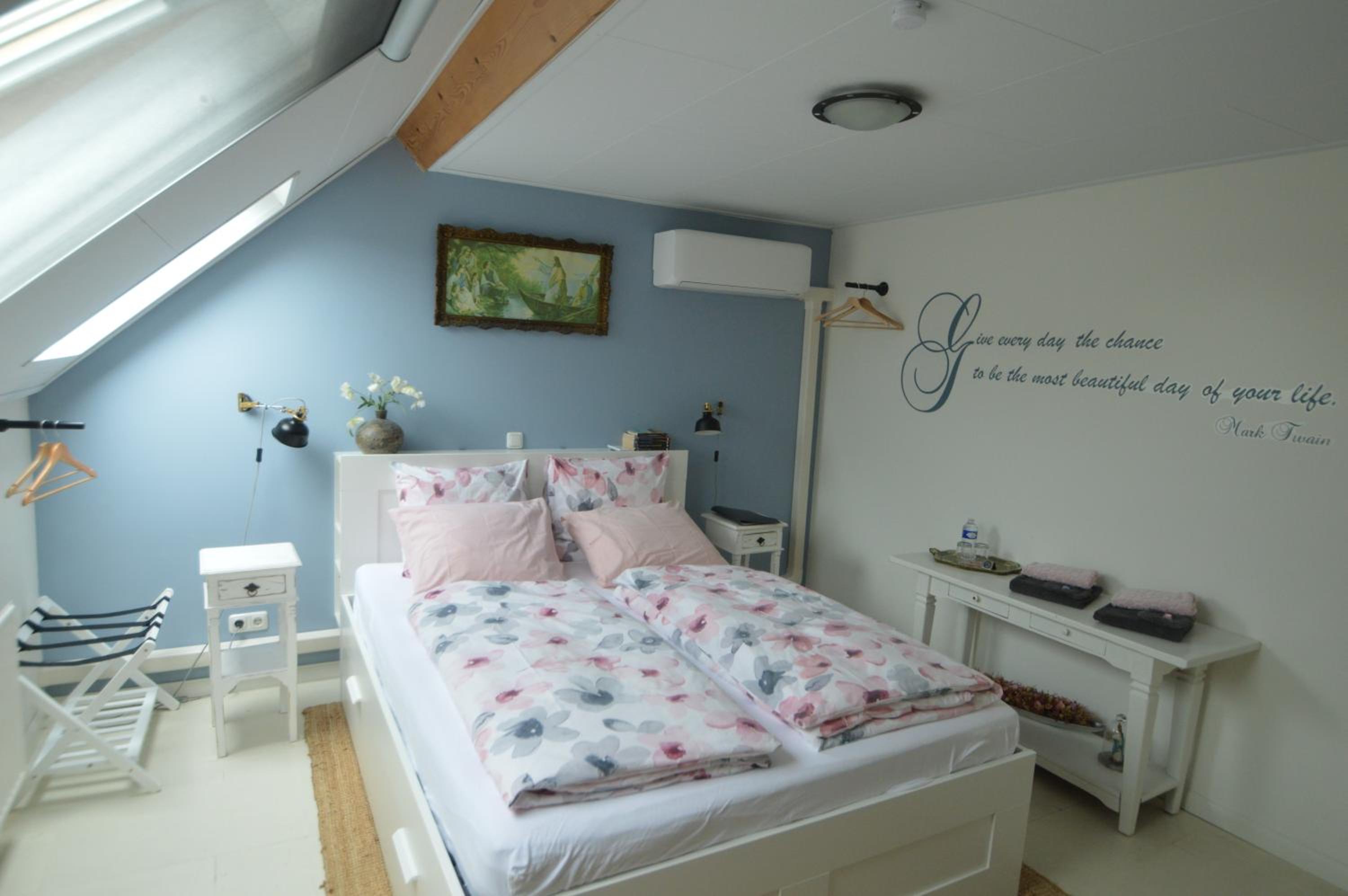 Double Room with Private Bathroom photo 1