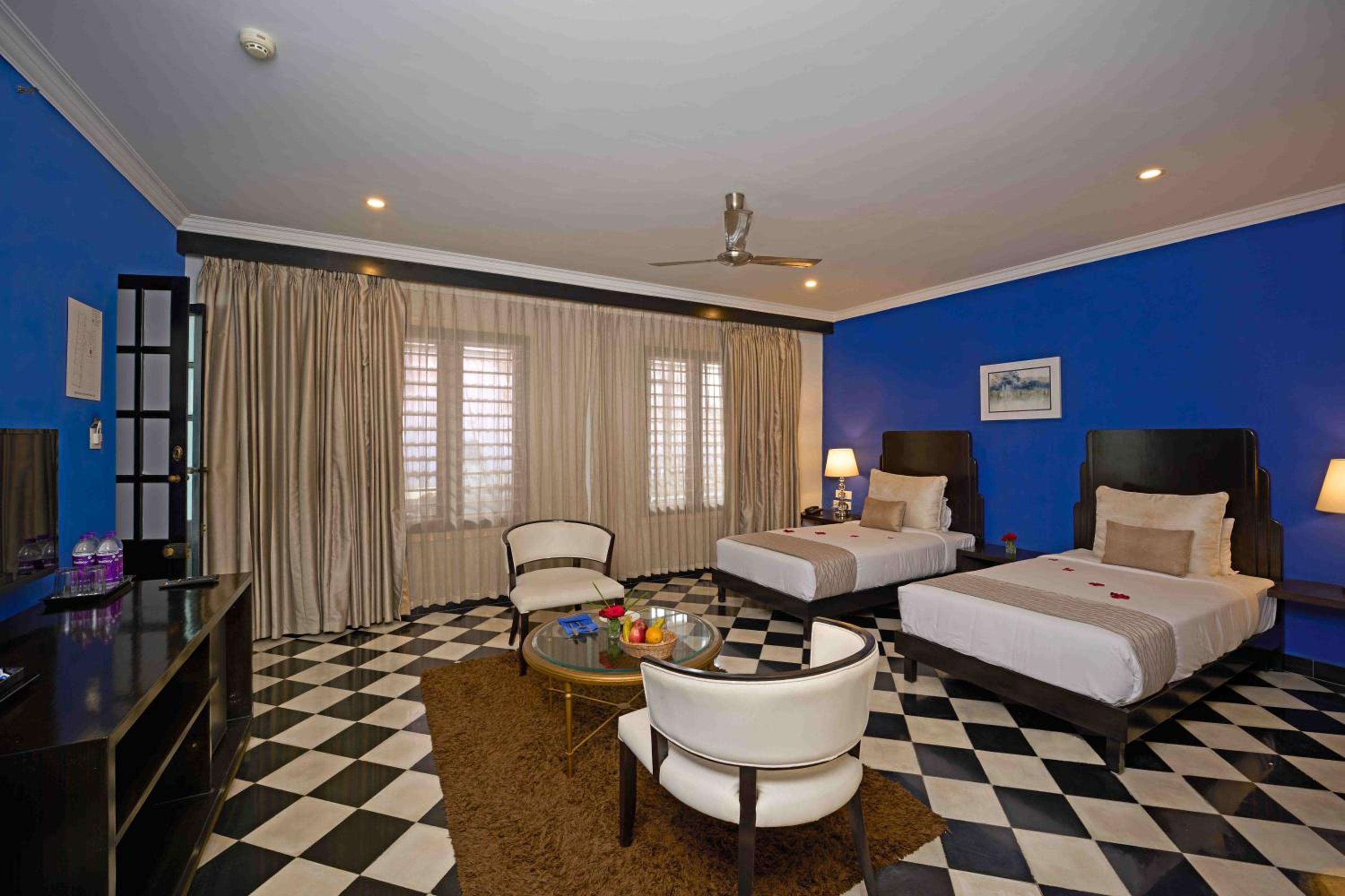 Boutique room photo 2