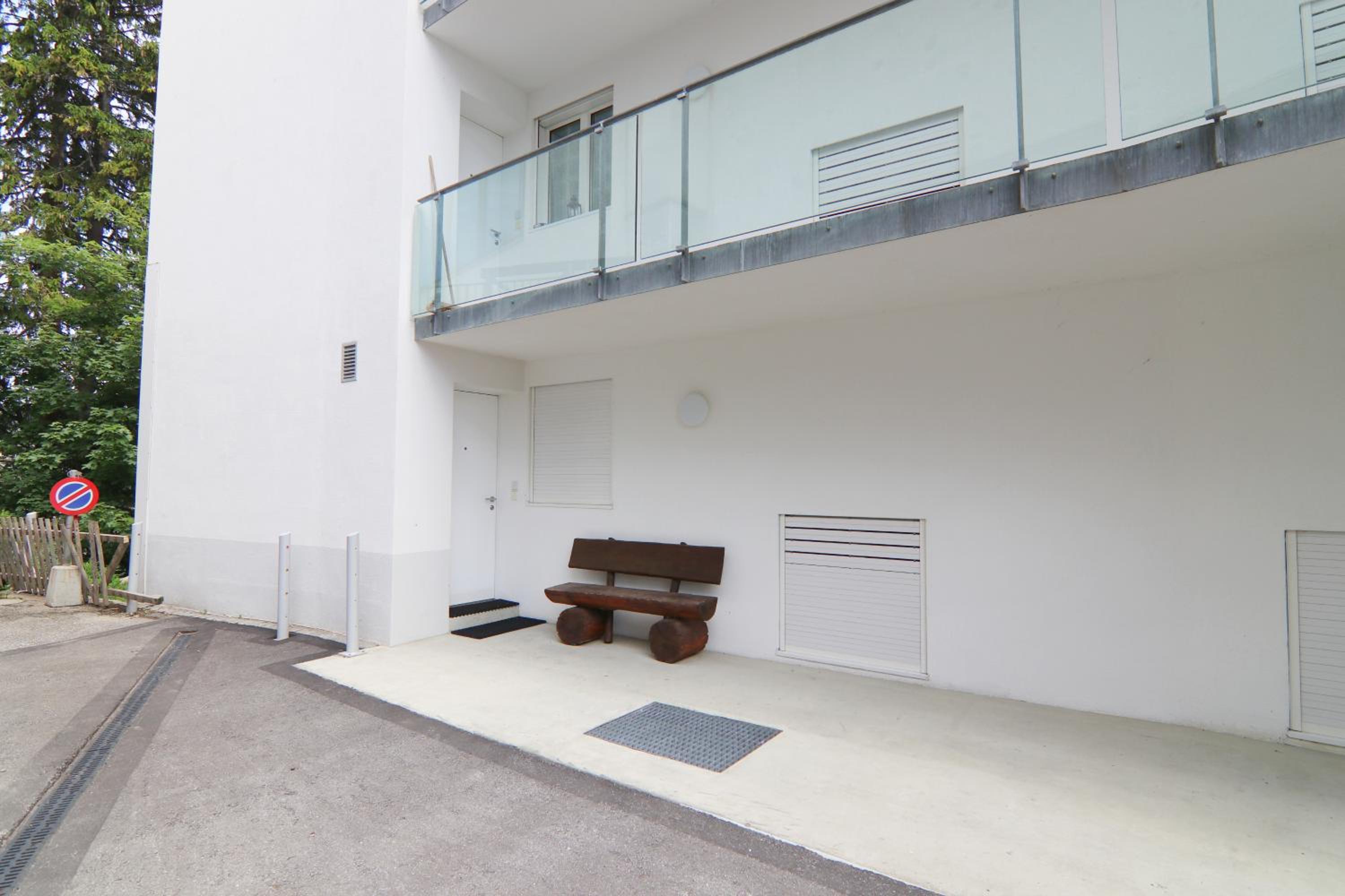 Two-Bedroom Apartment with Balcony photo 3