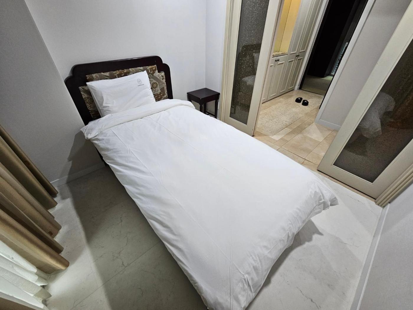Family Suite - Photo 10