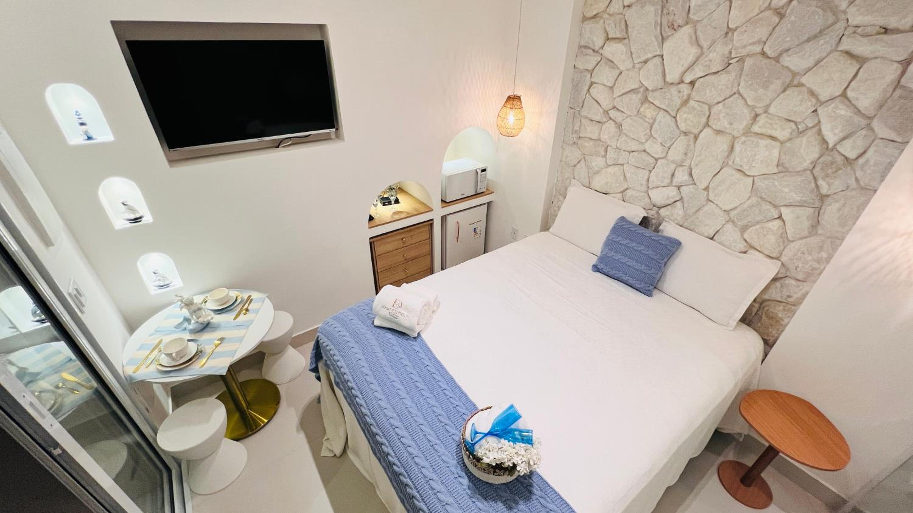 Deluxe Double Room with Bath