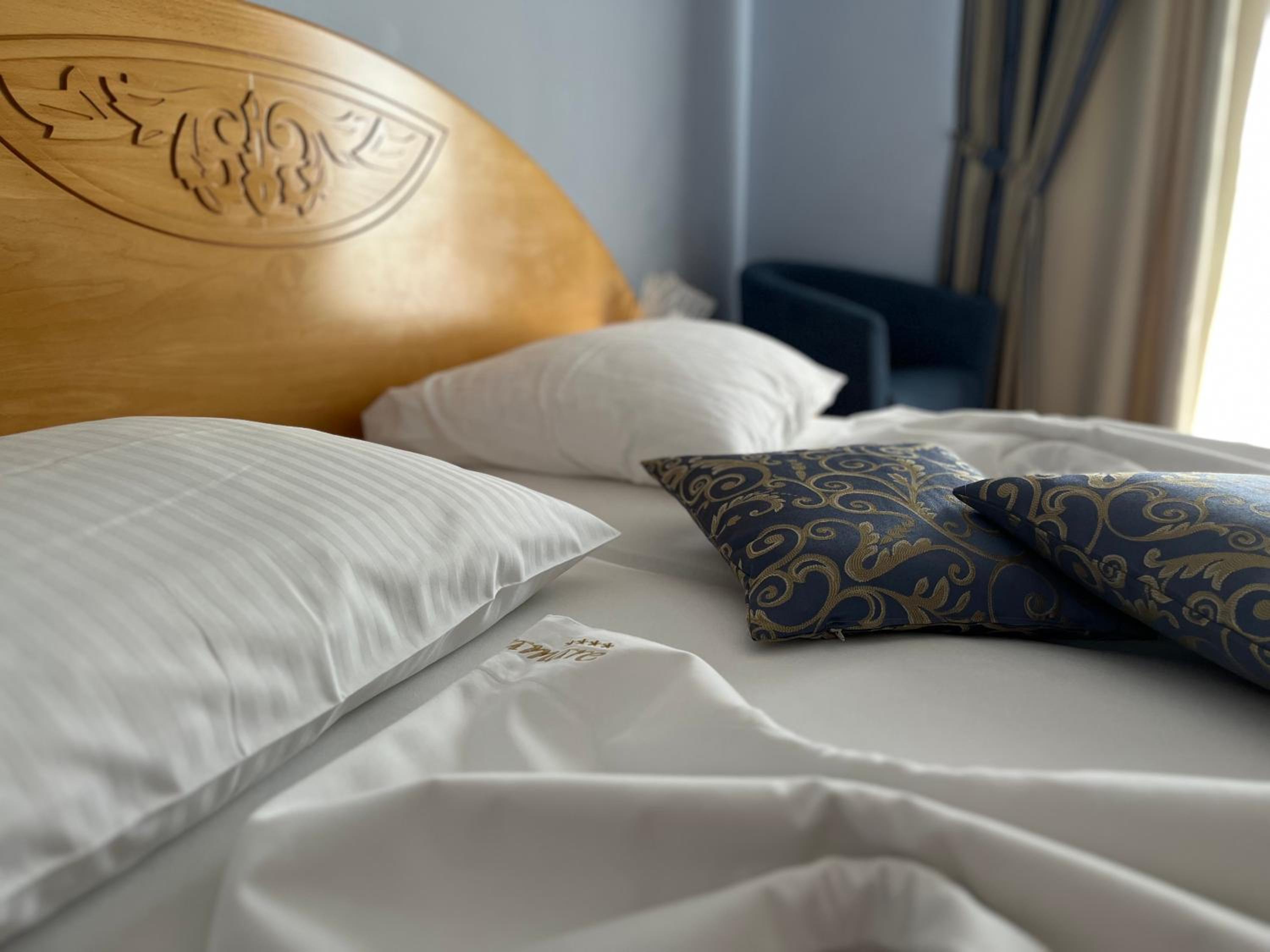 Standard Double Room - Photo 2