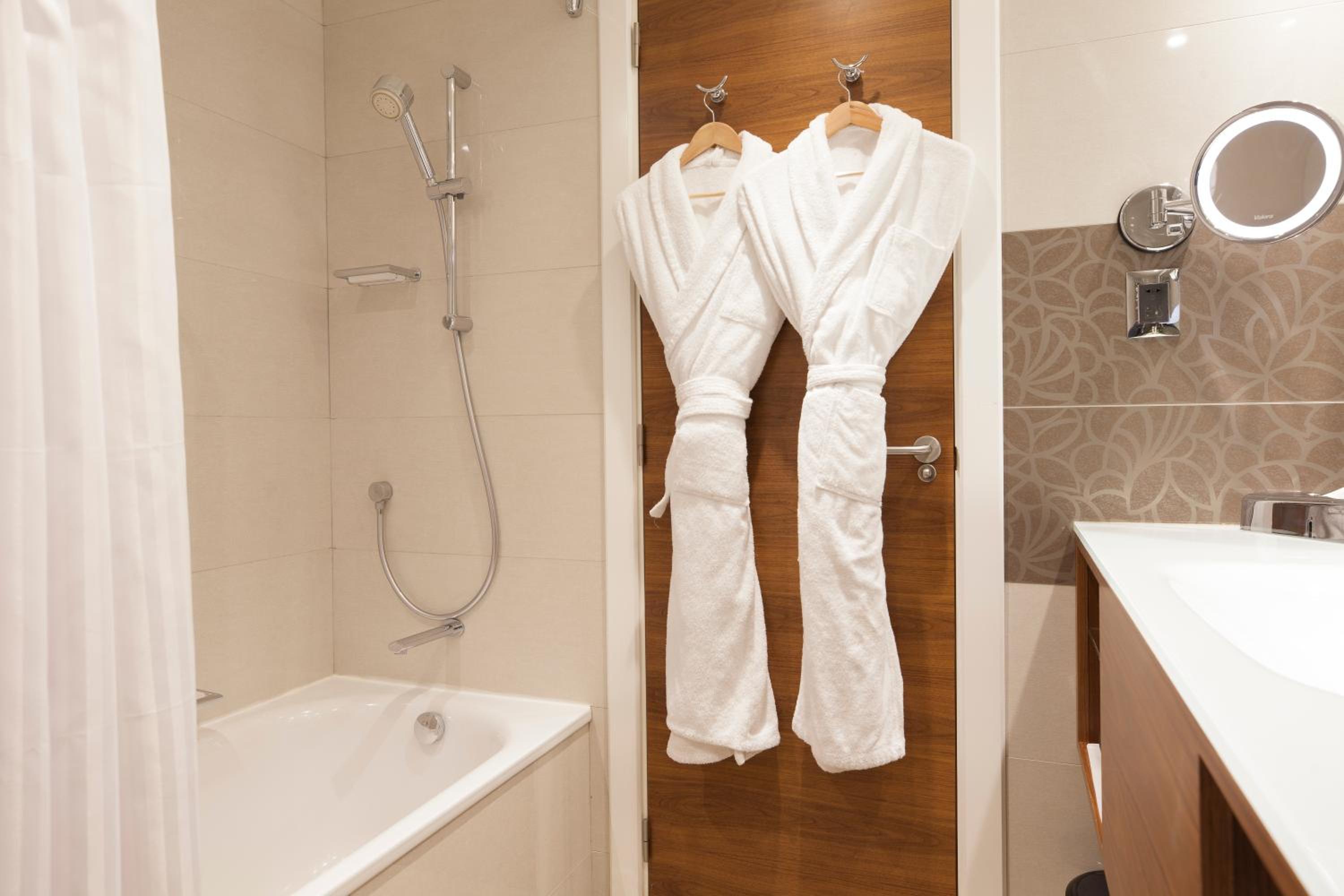 Executive Twin Room - Lounge Access