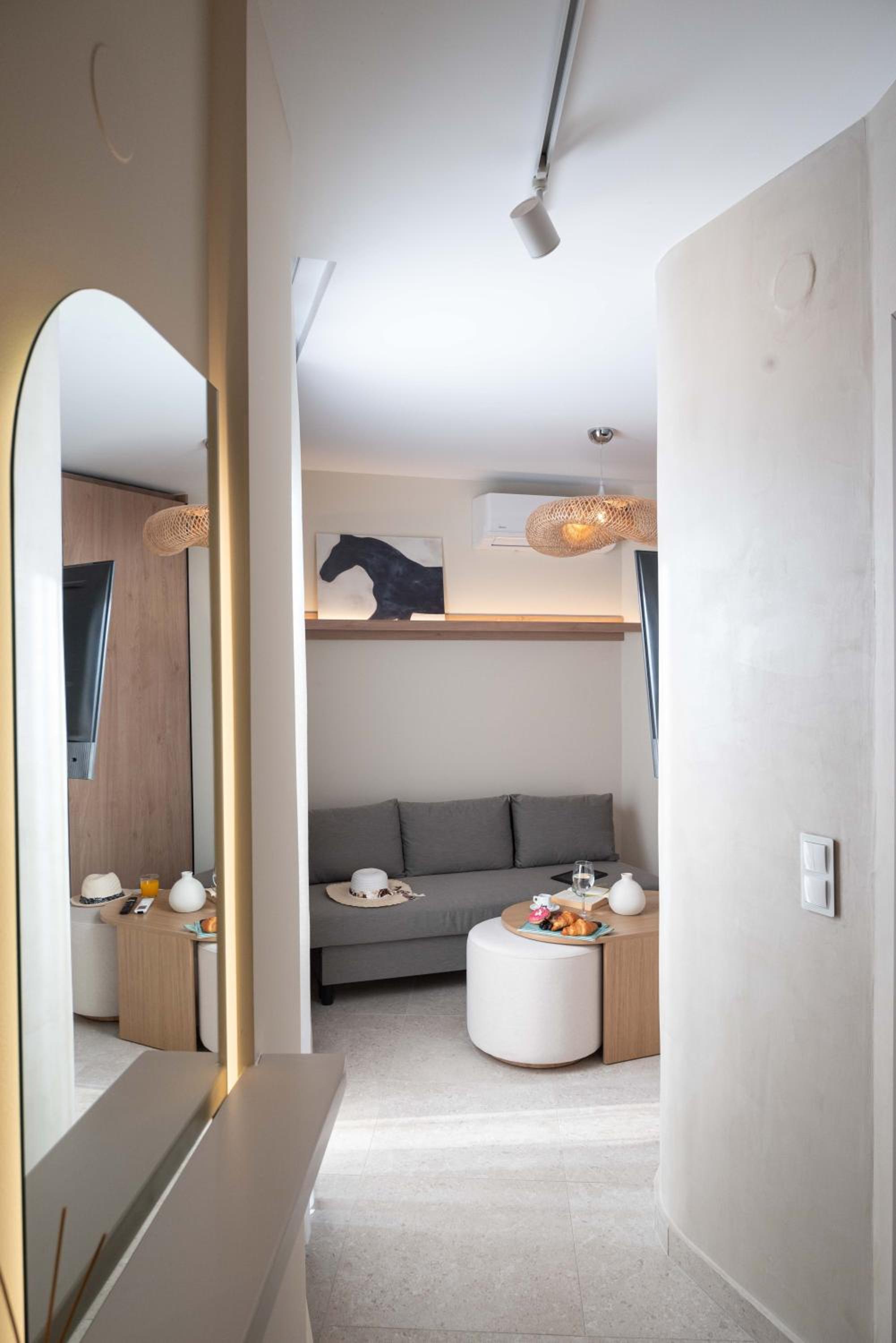 Hideaway Suite - Photo 1