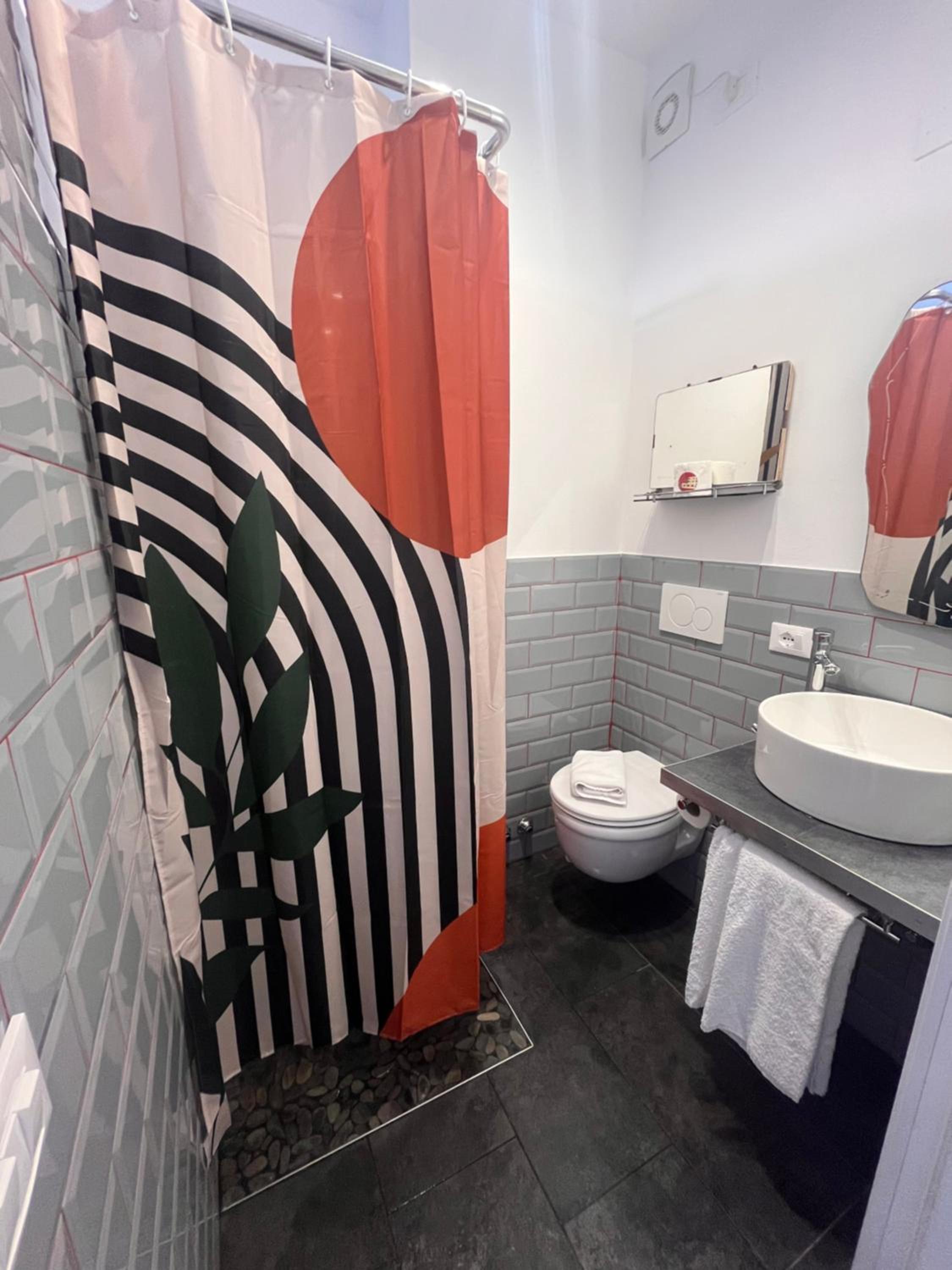 Double Room with Patio - Photo 8