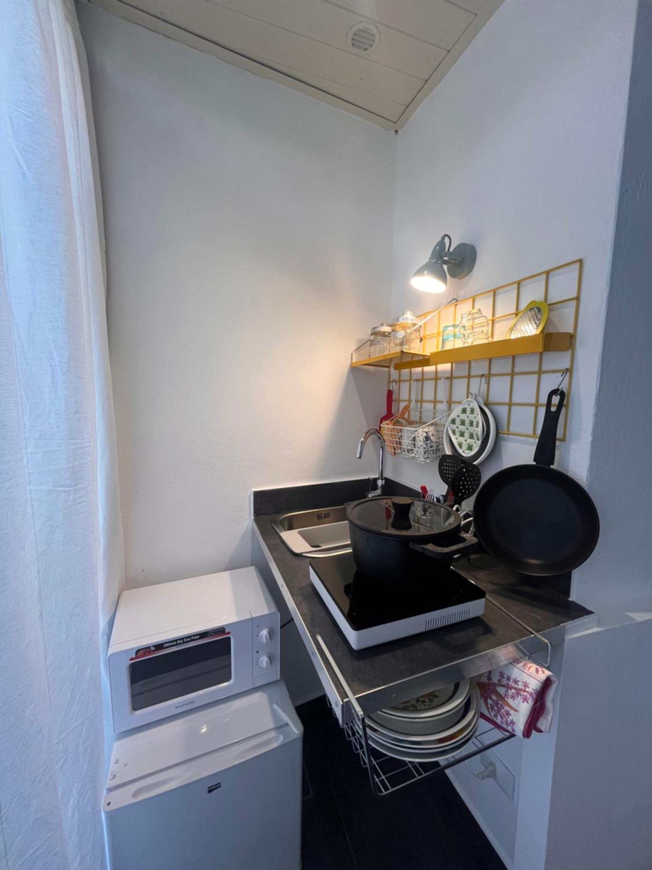 Double Room with Patio - Photo 3