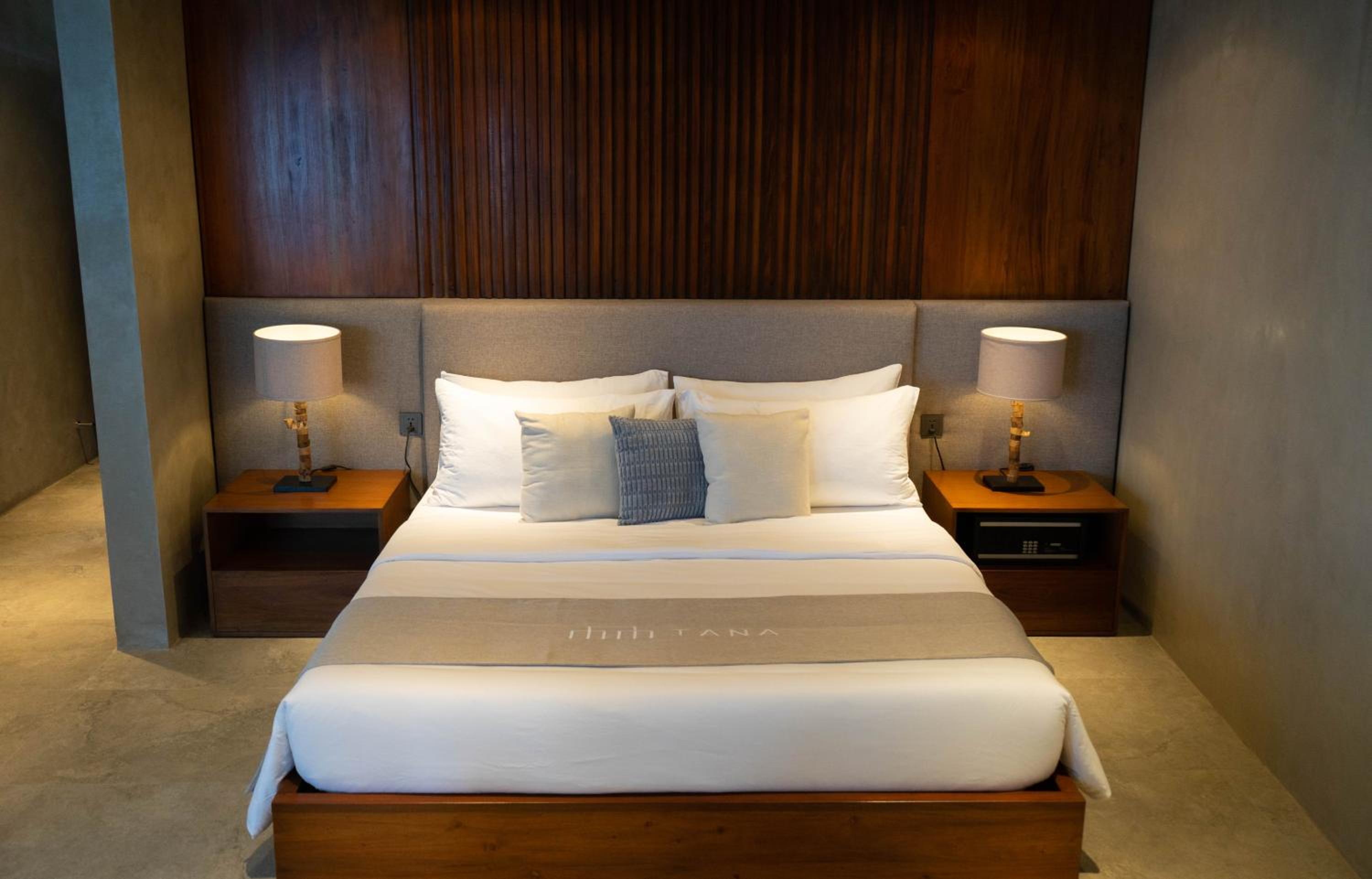 Suite with Sea View - Photo 2