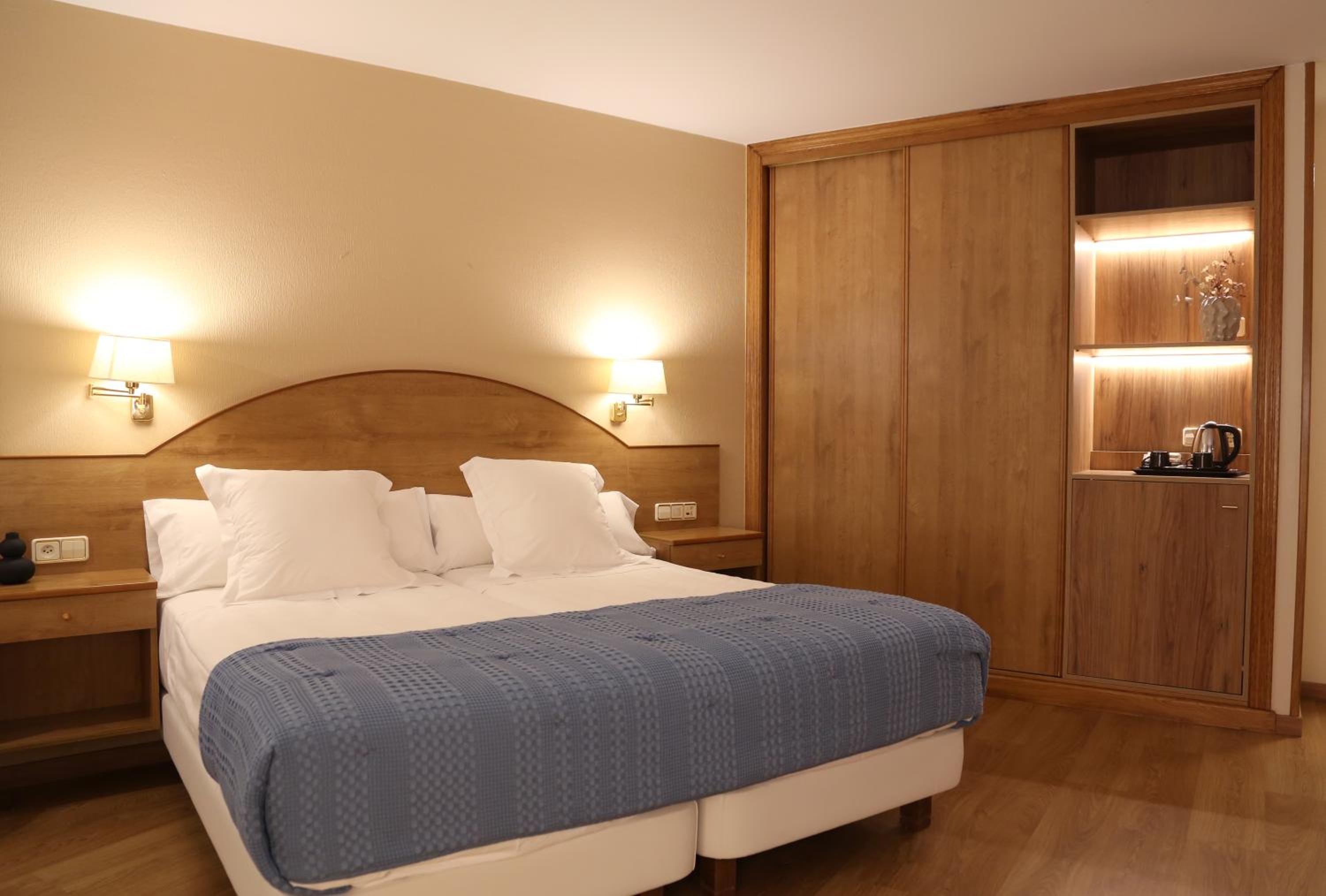 Standard Quadruple Room photo 2