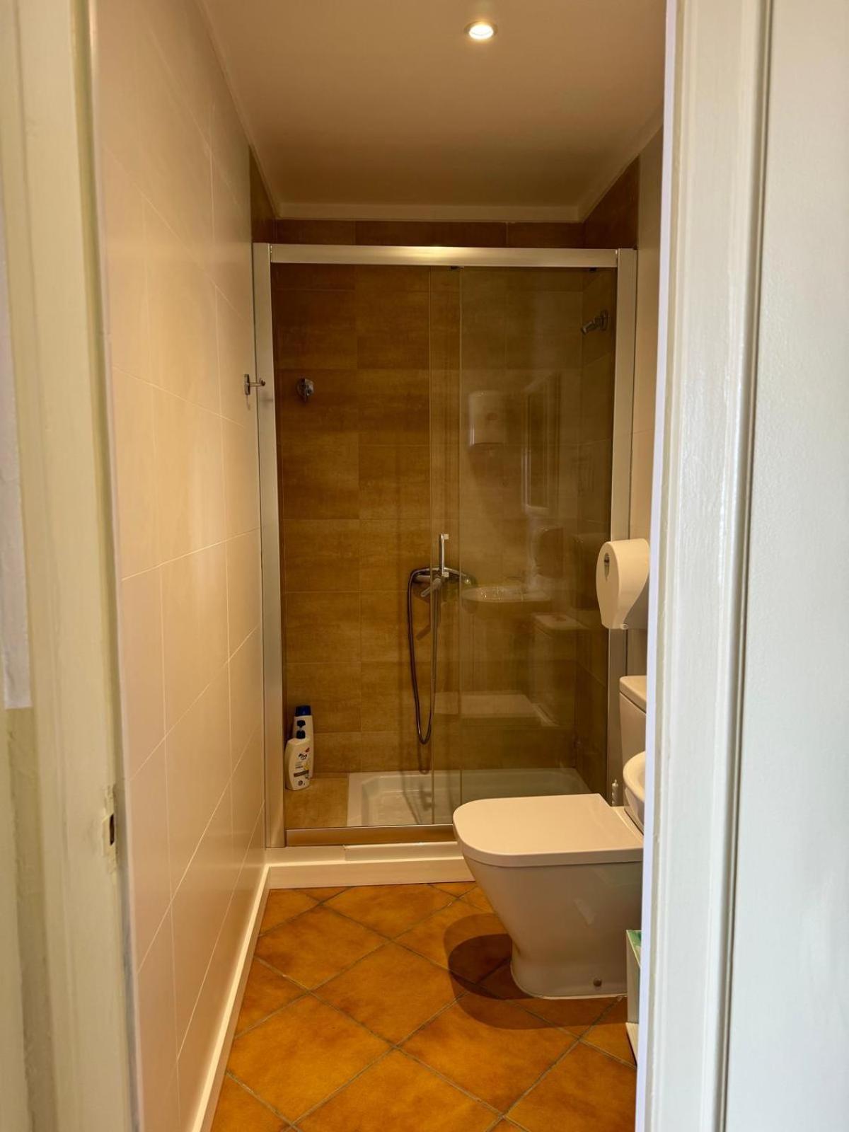 Quadruple Room with Balcony photo 3
