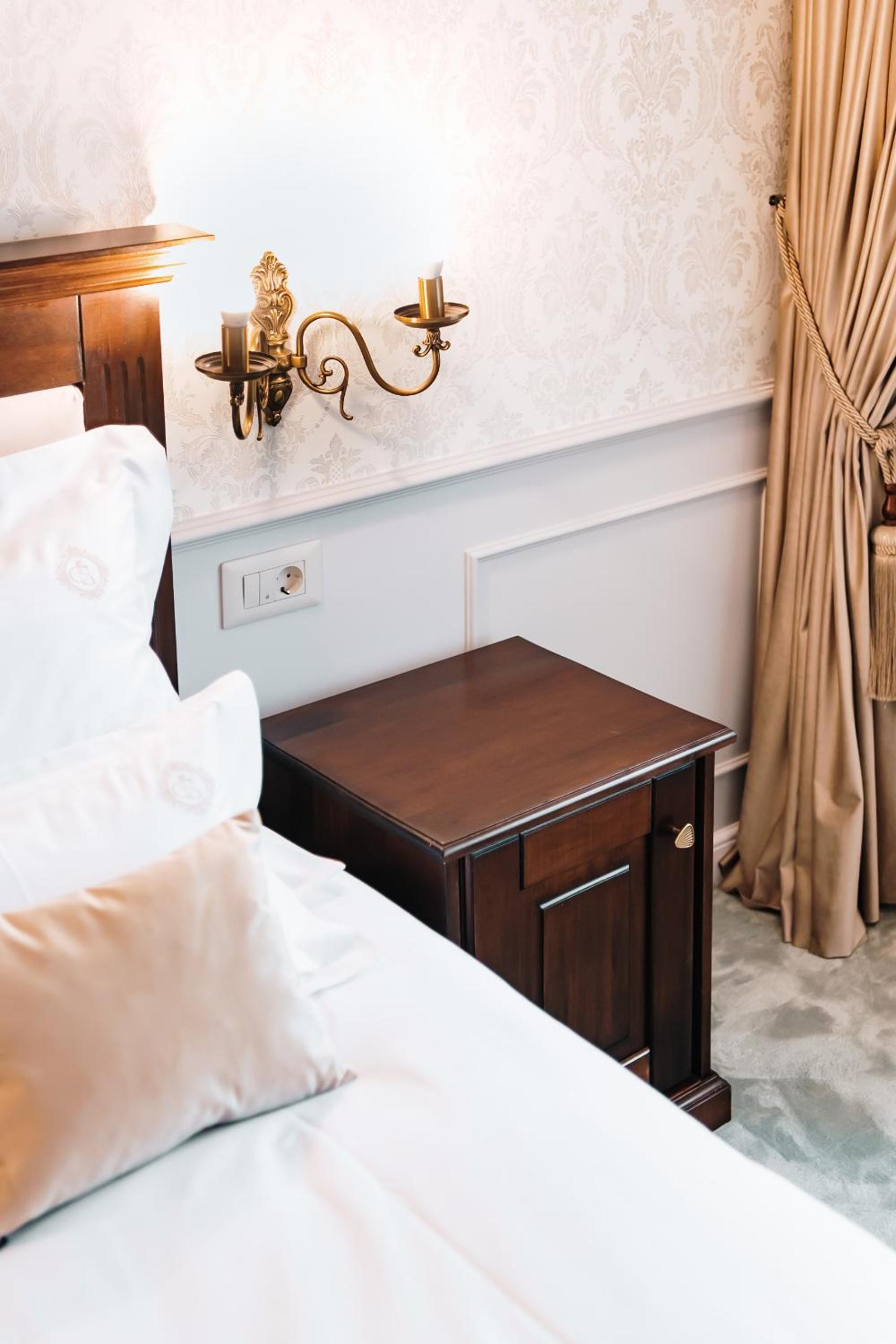 Superior Double Room with Park View - Photo 6