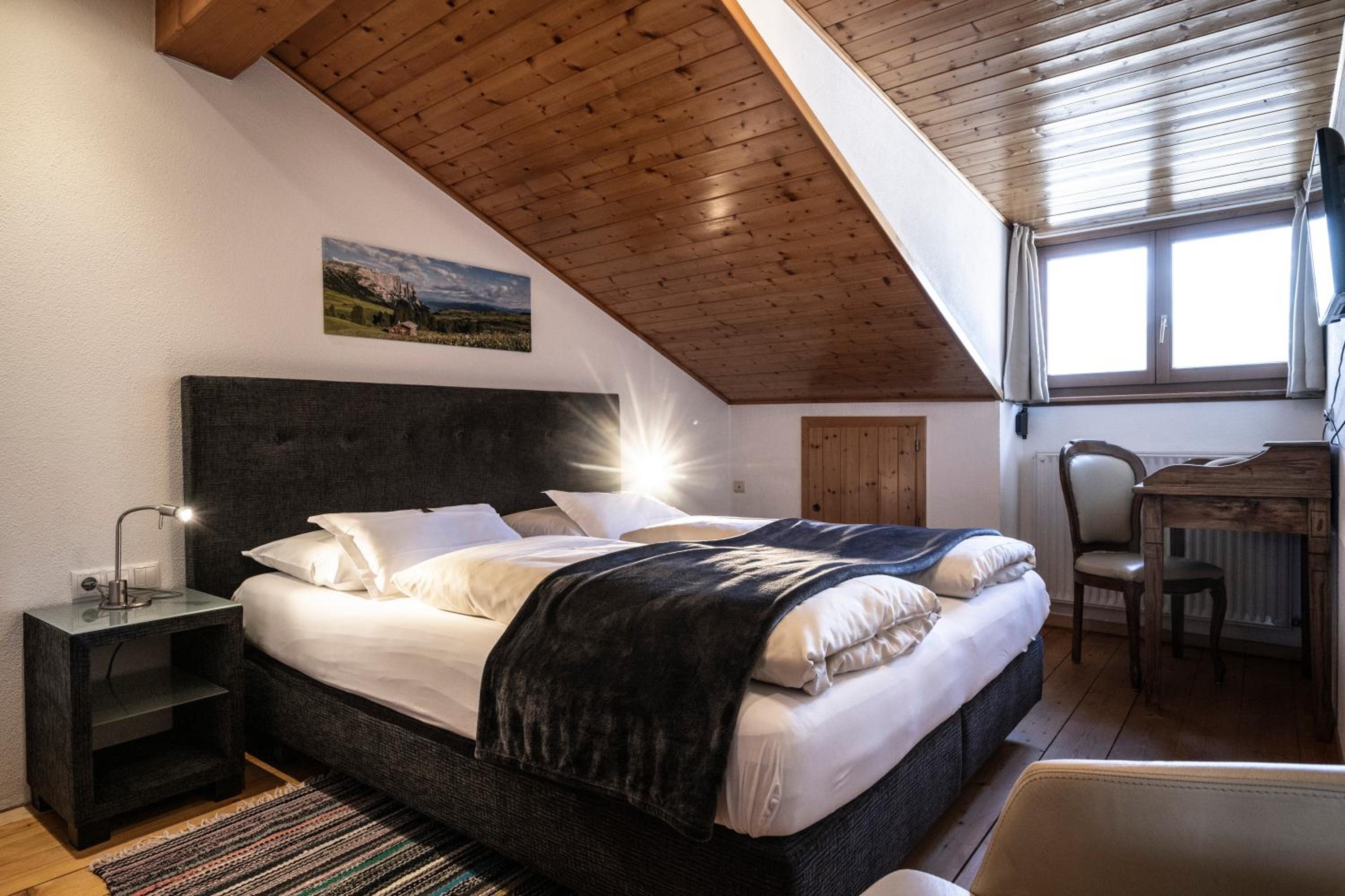 Economy Double or Twin Room photo 2