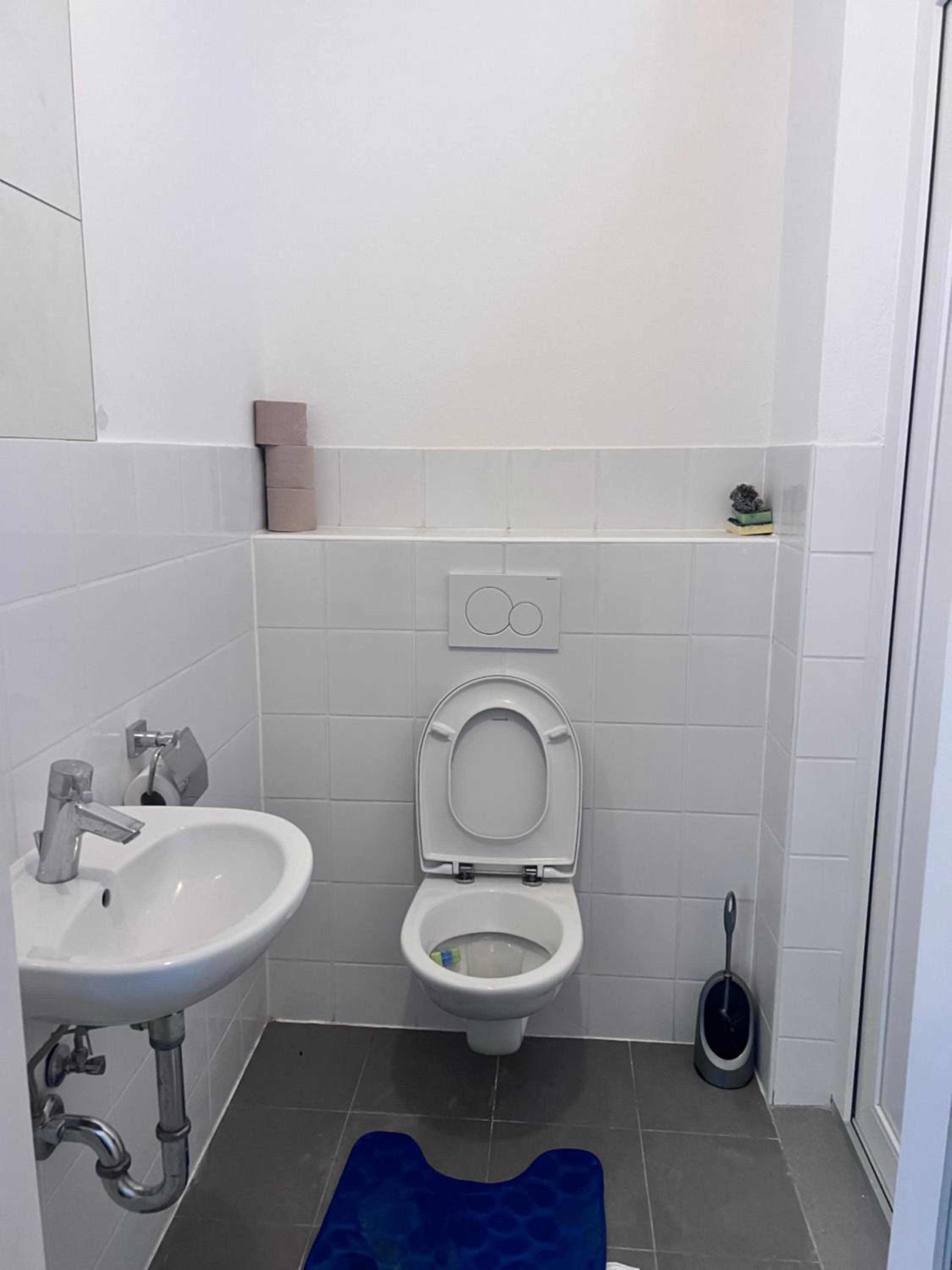 One-Bedroom Apartment photo 3