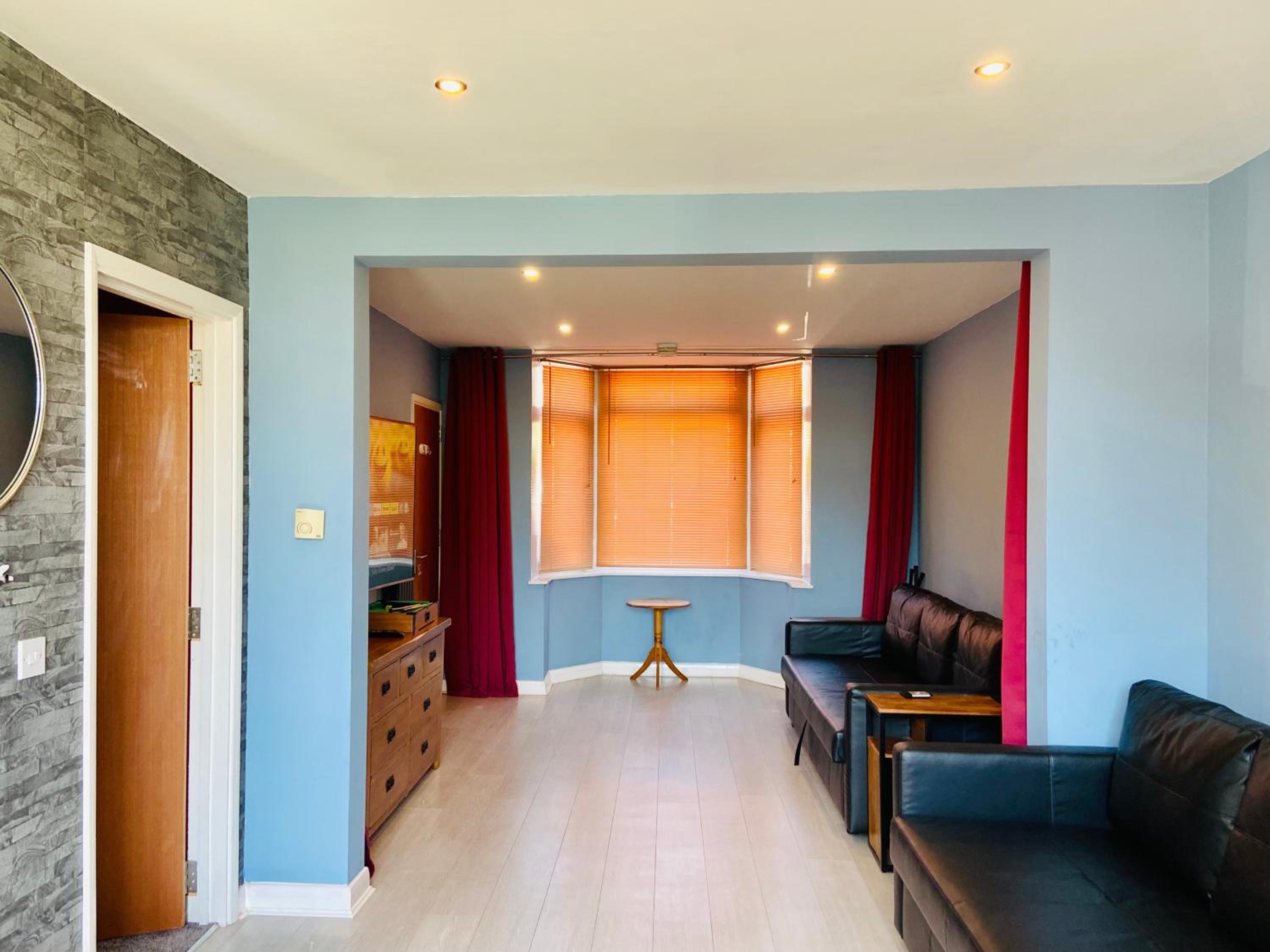 Apartment - Photo 1
