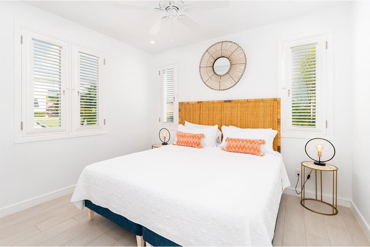 Three-Bedroom Villa photo 2