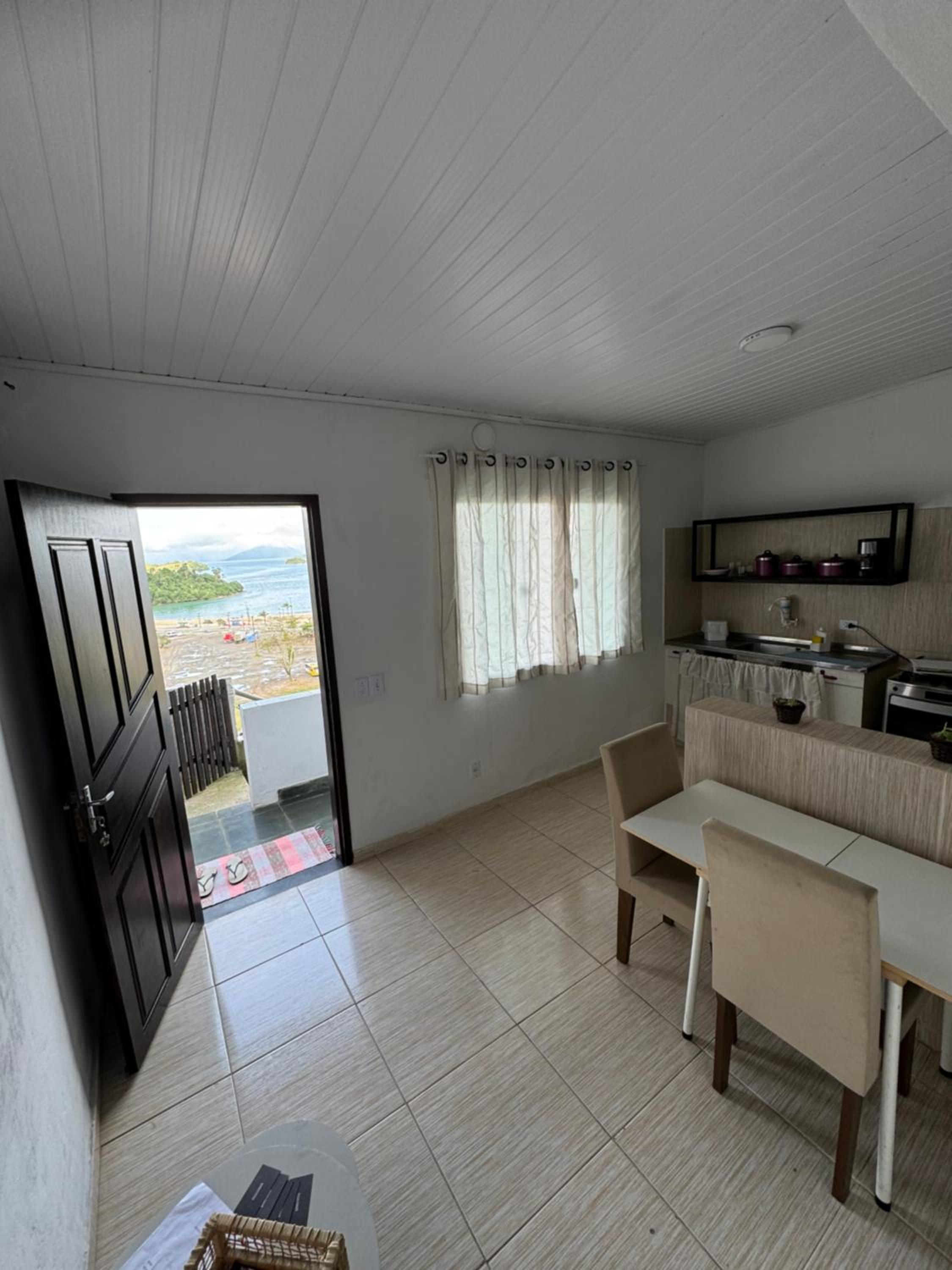 One-Bedroom House photo 1