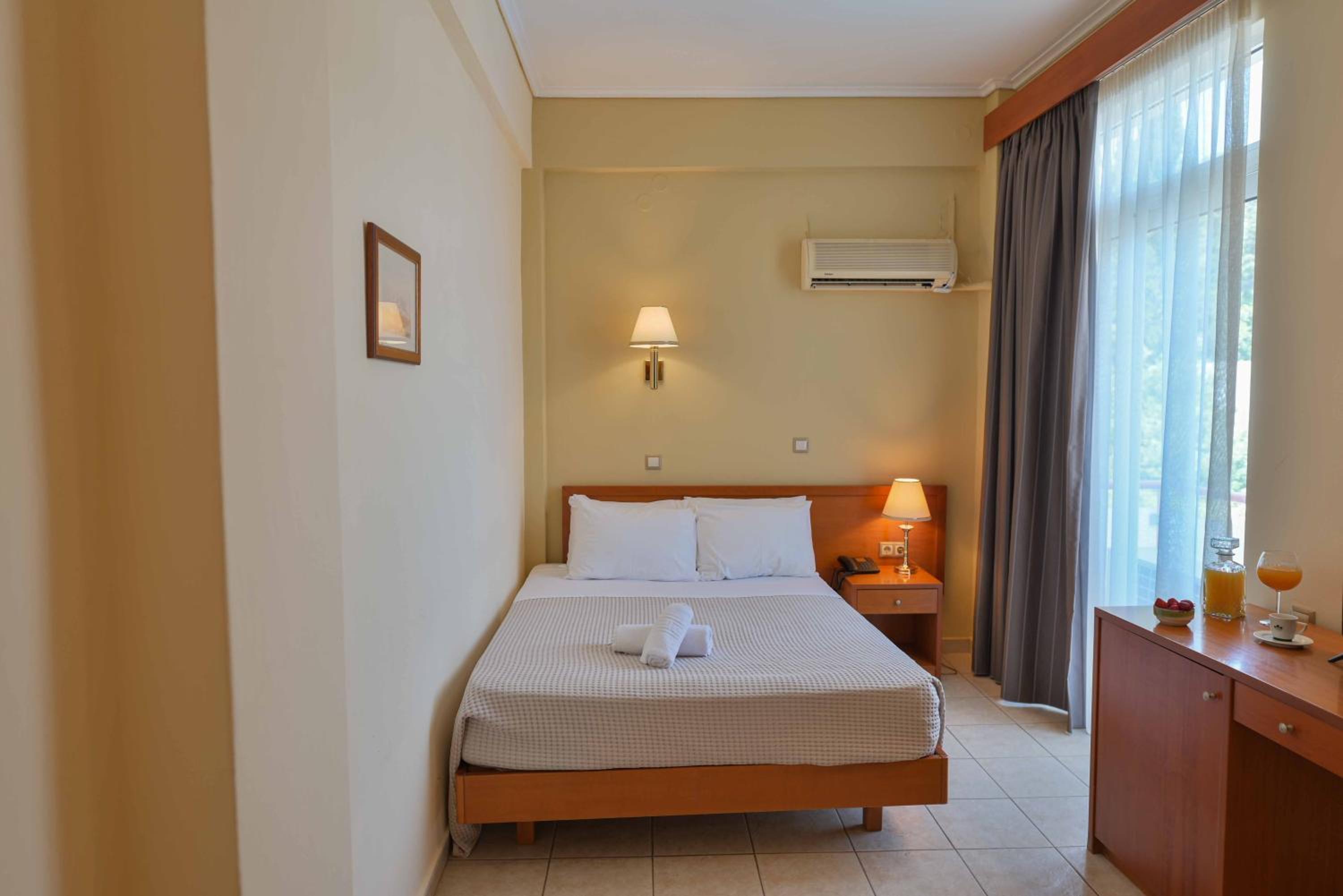 Single Room with Garden View photo 2