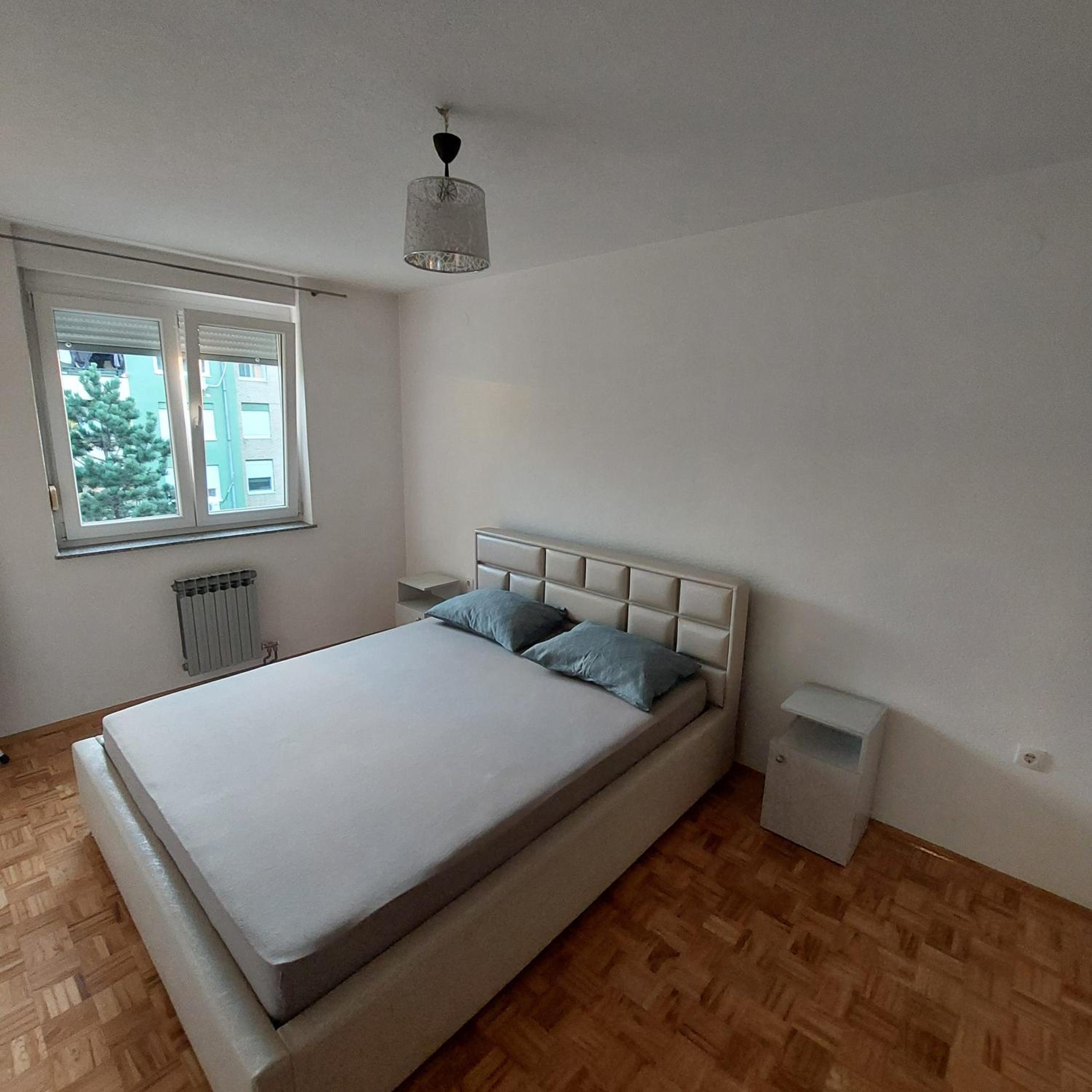 One-Bedroom Apartment photo 3