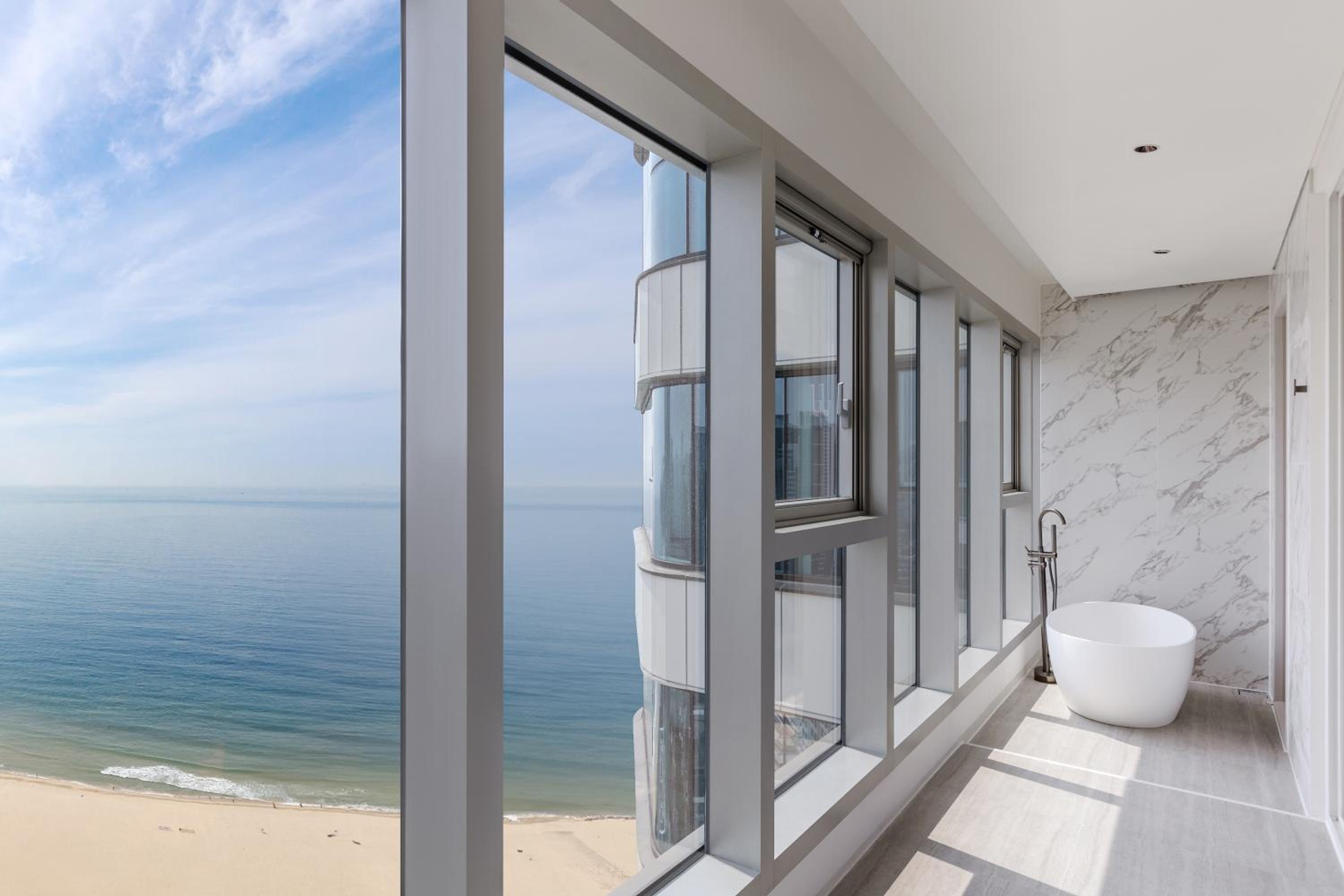Panorama Suite Ocean - Photo 7
