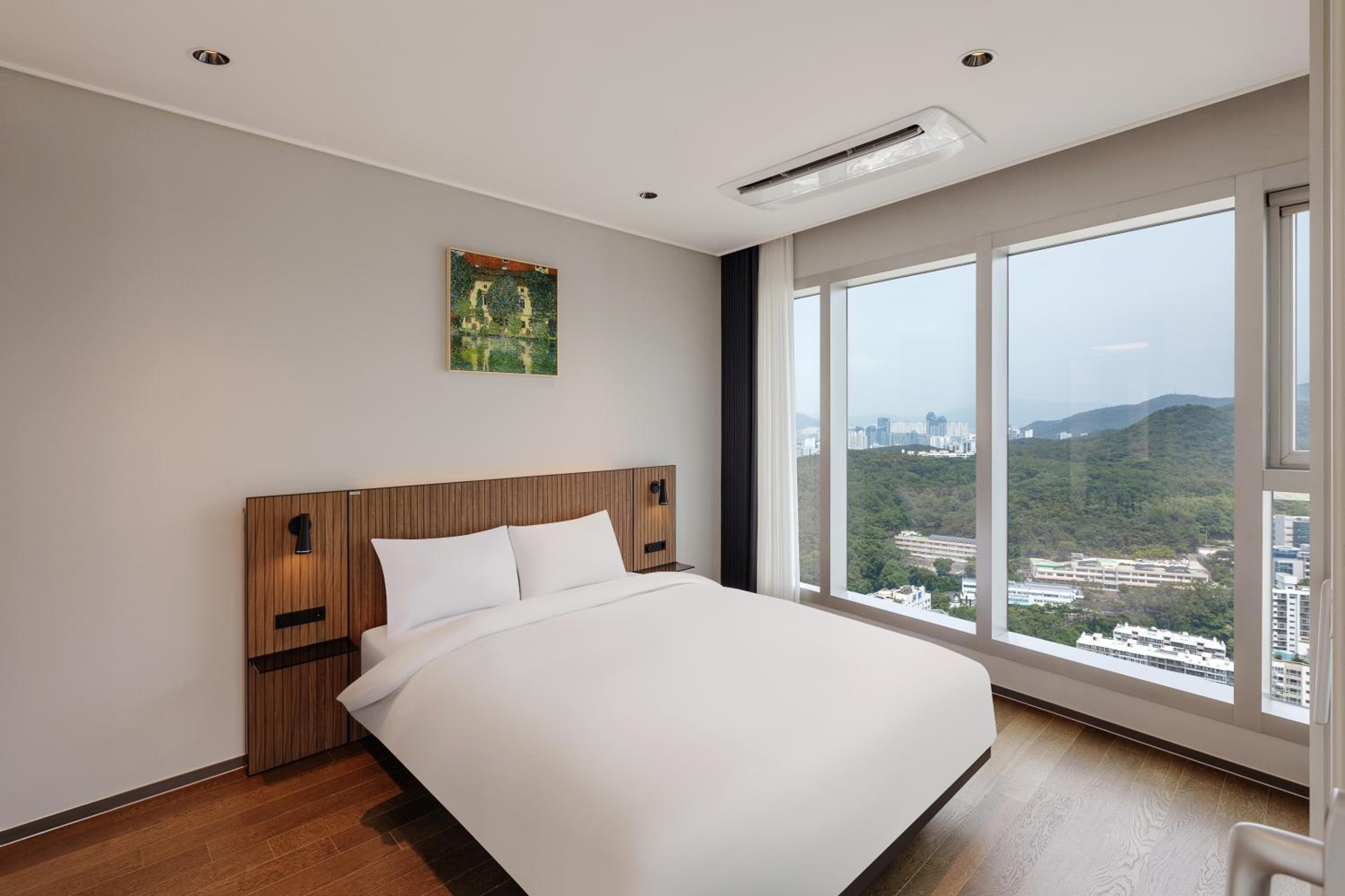 Panorama Suite Ocean - Photo 11