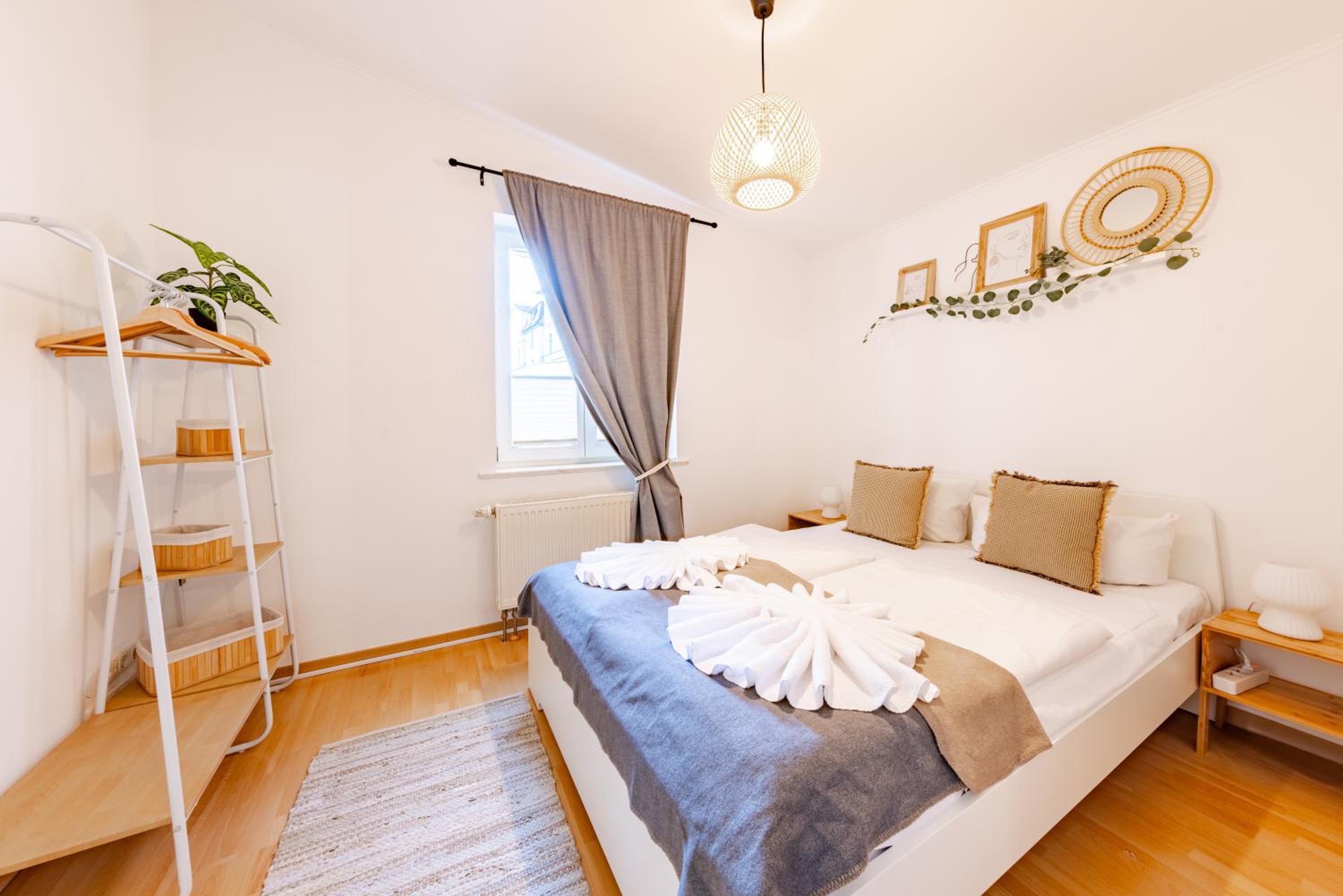 Three-Bedroom Apartment thumbnail 6
