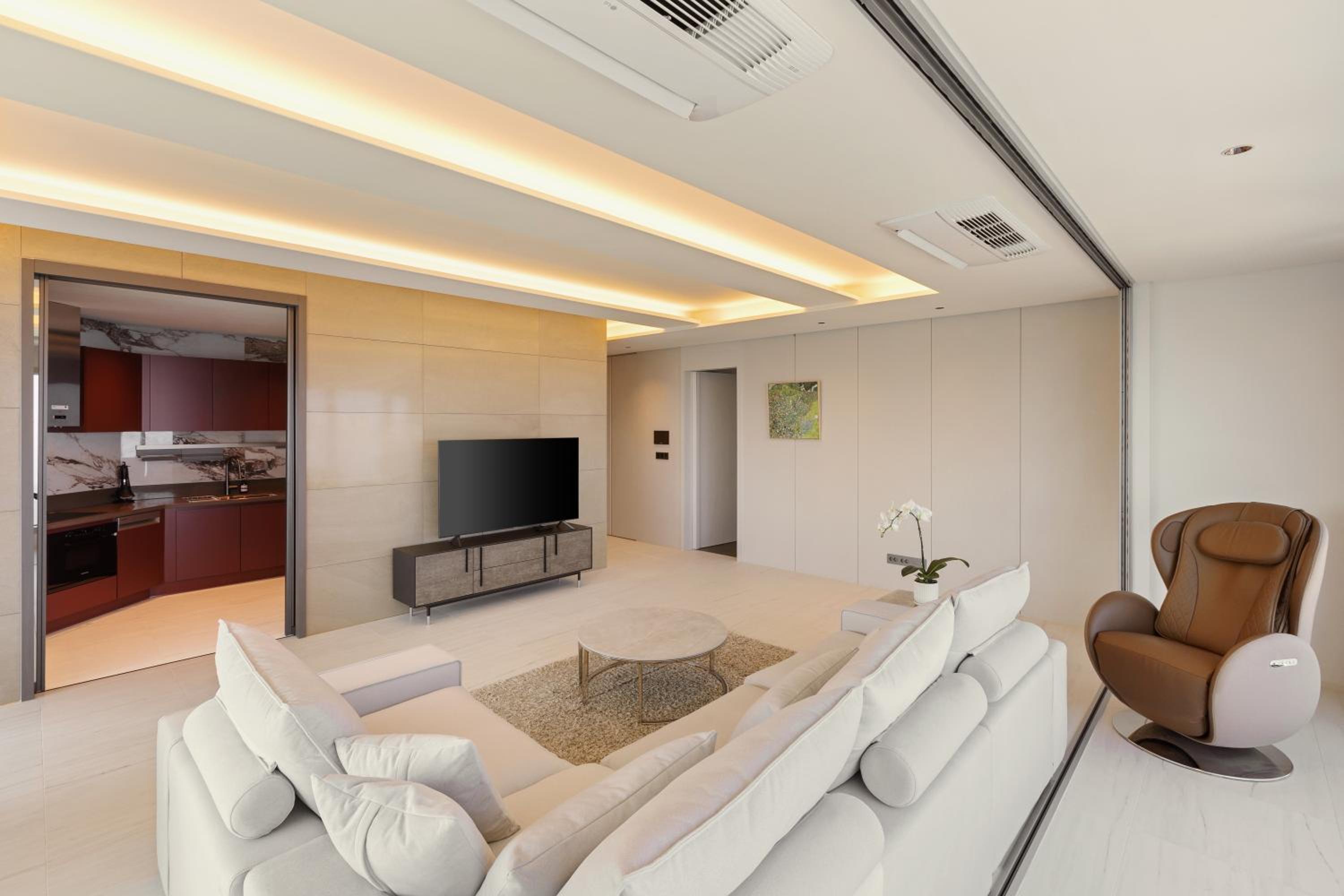 Panorama Suite Pent with Full Ocean View - Photo 10