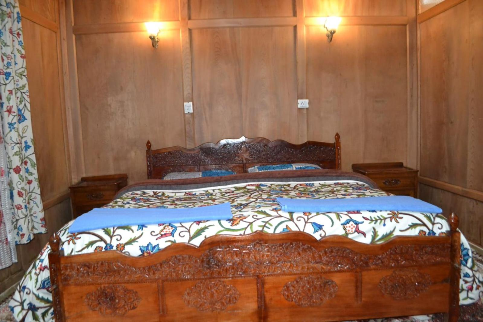 Double Room with Lake View