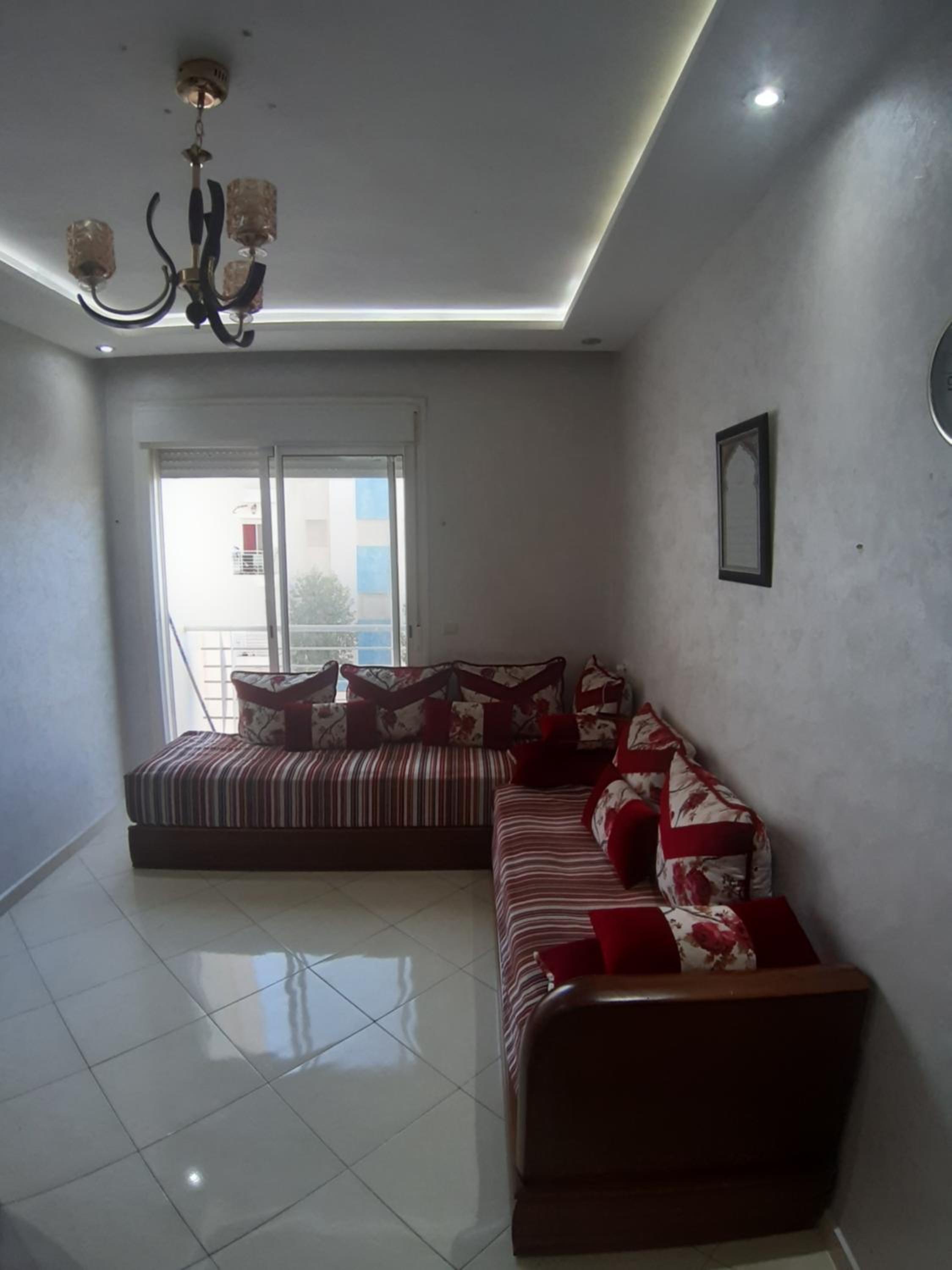 One-Bedroom Apartment photo 1