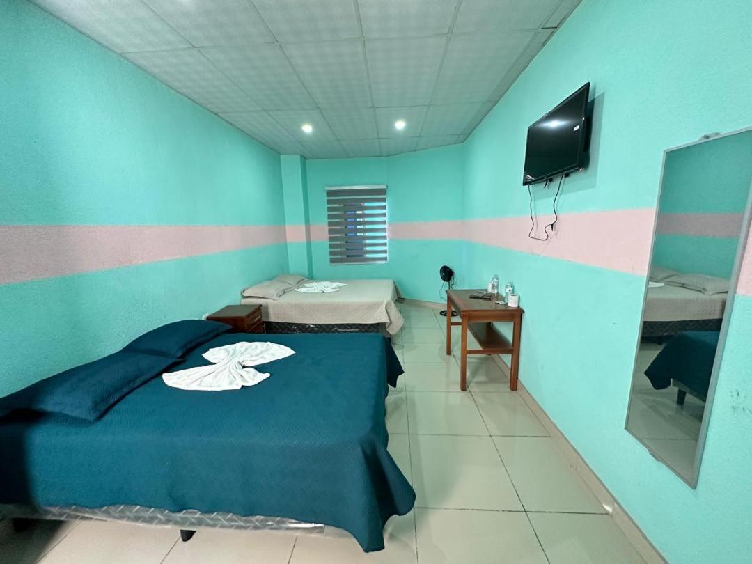 Deluxe Double Room With Two Double Beds photo 2