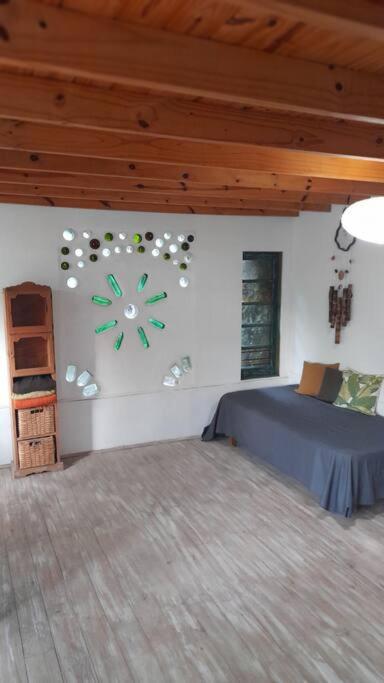 One-Bedroom House photo 1