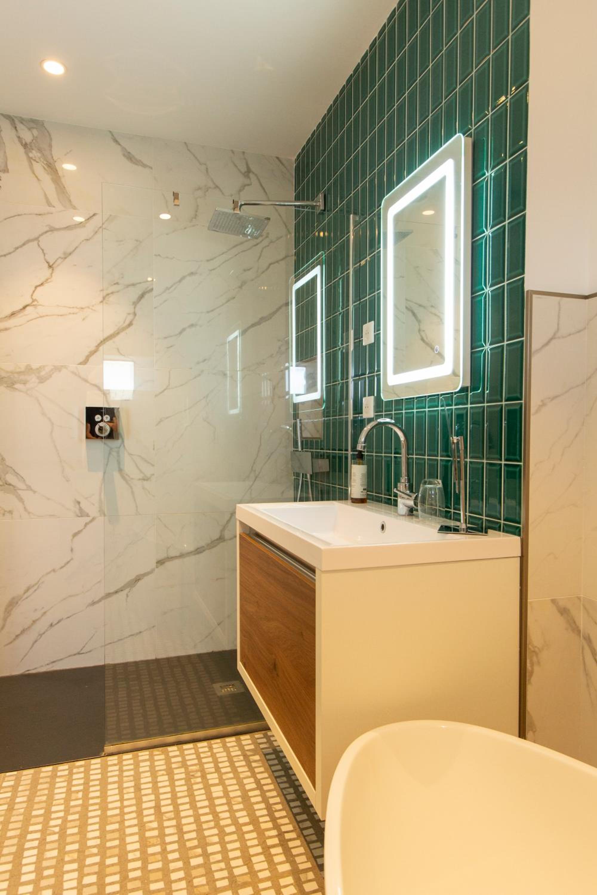 Junior Suite with Terrace and Sea View - Photo 2