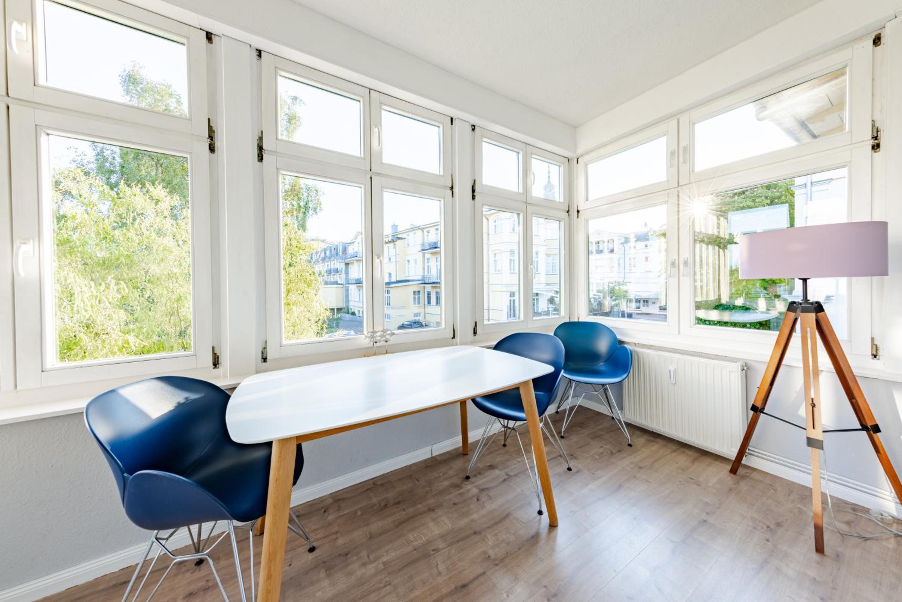Deluxe Apartment thumbnail 5